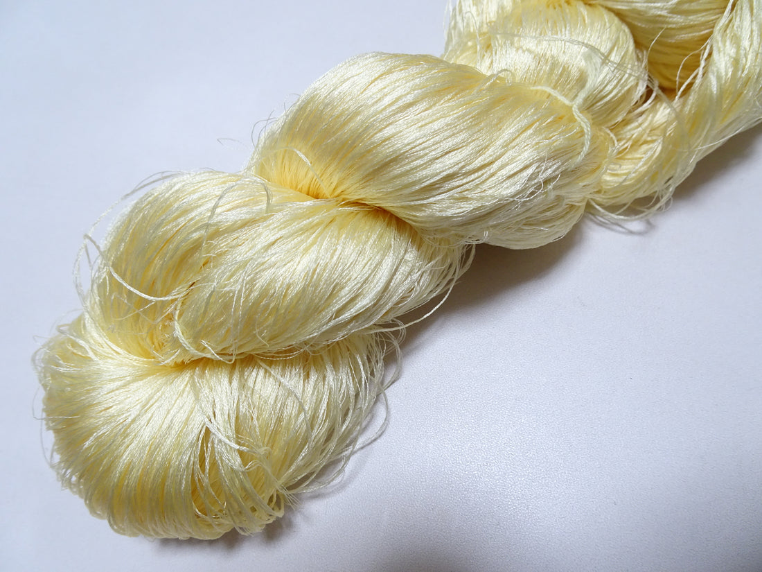 Japanese Vintage 6 Loose-Twist Silk Threads 19372
