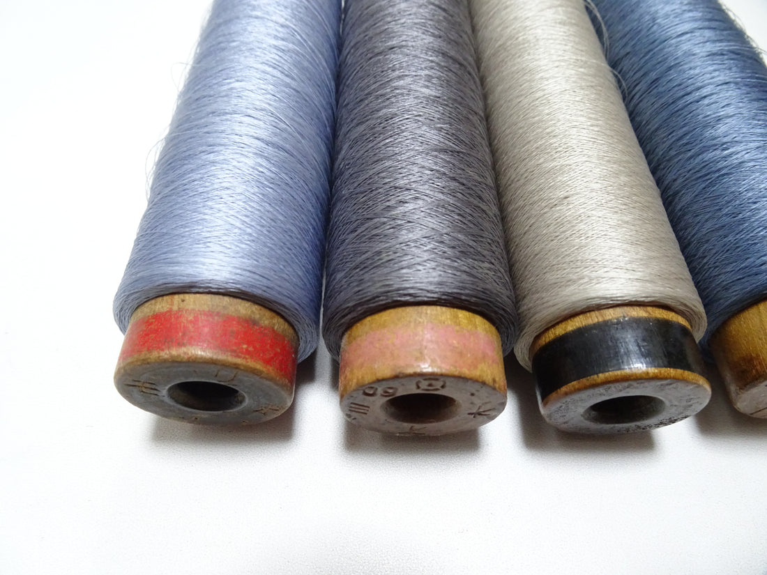 Japanese Vintage Silk Thread & Woodn Spool 4sets Embroidery 18753