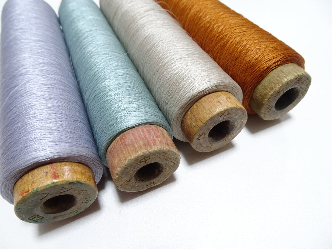 Japanese Vintage Silk Thread & Woodn Spool 4sets Embroidery 18754