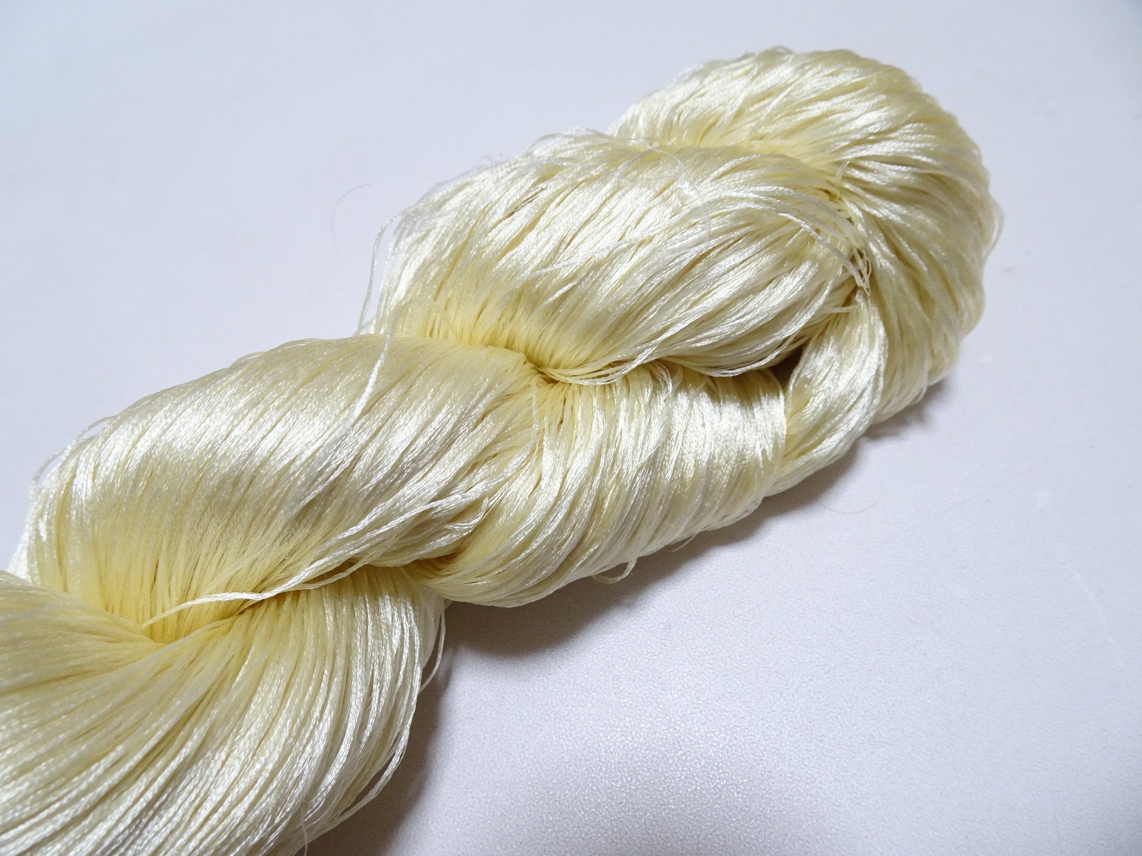 Japanese Vintage 6 Loose-Twist Silk Threads 19374