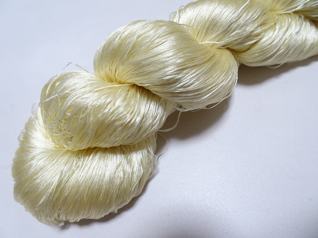 Japanese Vintage 6 Loose-Twist Silk Threads 19374
