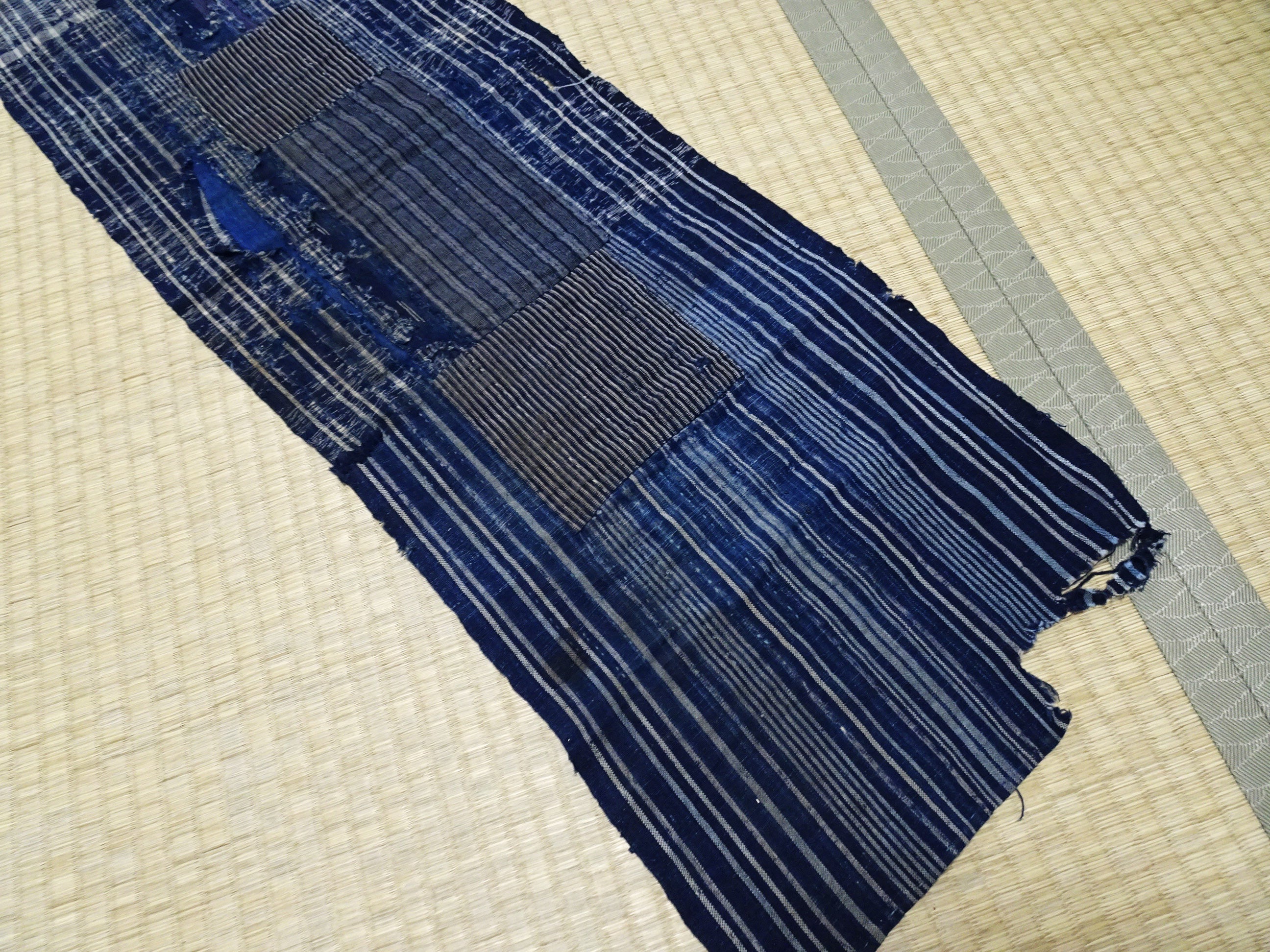 Antique Japanese BORO Textile (Meiji–Taisho Era) – Indigo-Dyed Patchwork with Hand-Stitched Repairs 14014