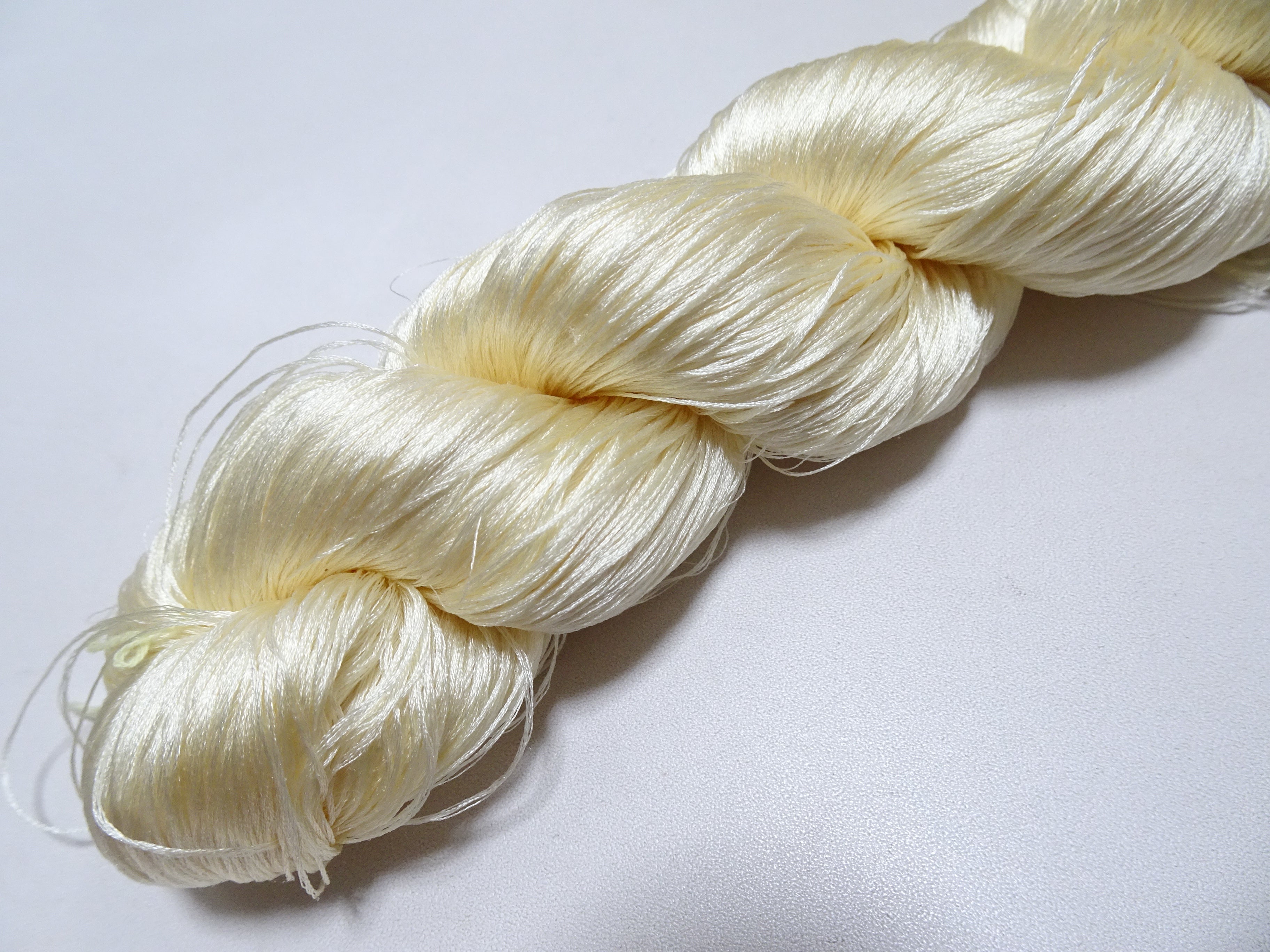 Japanese Vintage 6 Loose-Twist Silk Threads 19375
