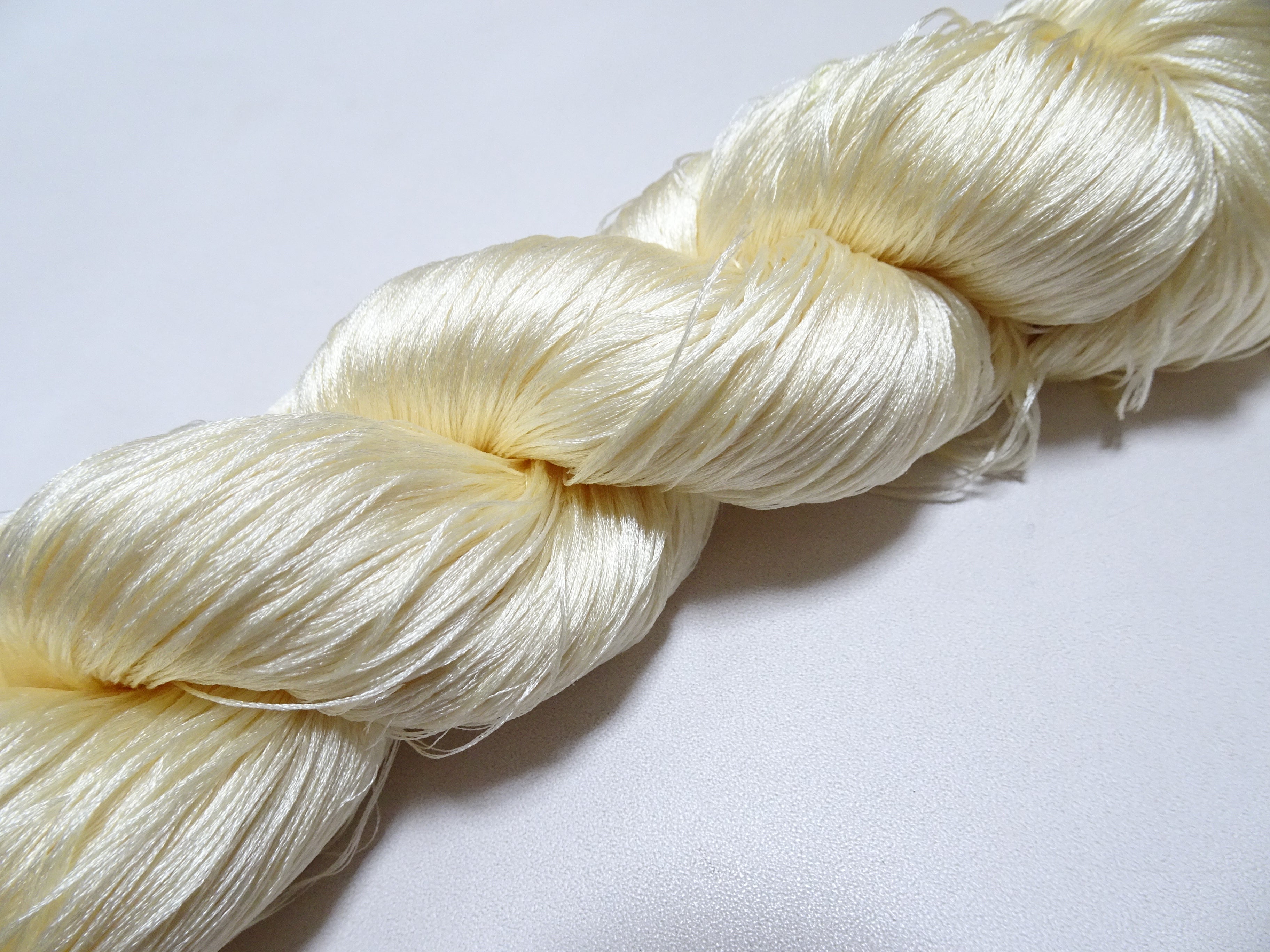 Japanese Vintage 6 Loose-Twist Silk Threads 19375
