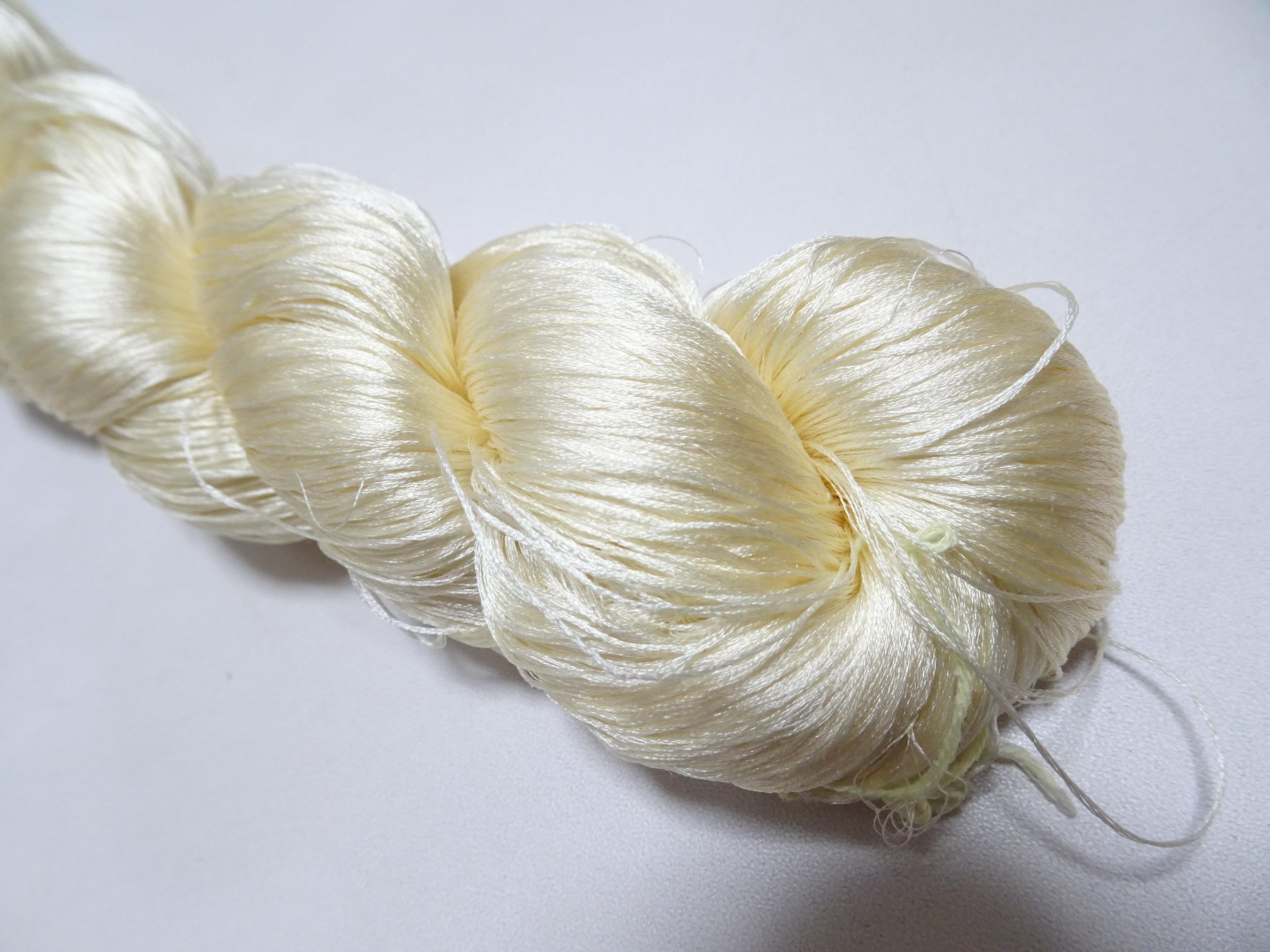 Japanese Vintage 6 Loose-Twist Silk Threads 19375