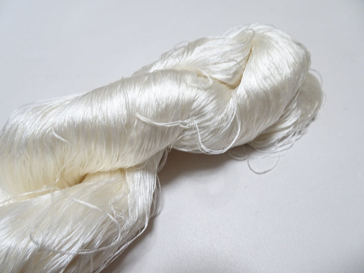 Japanese Vintage 6 Loose-Twist Silk Threads 19376