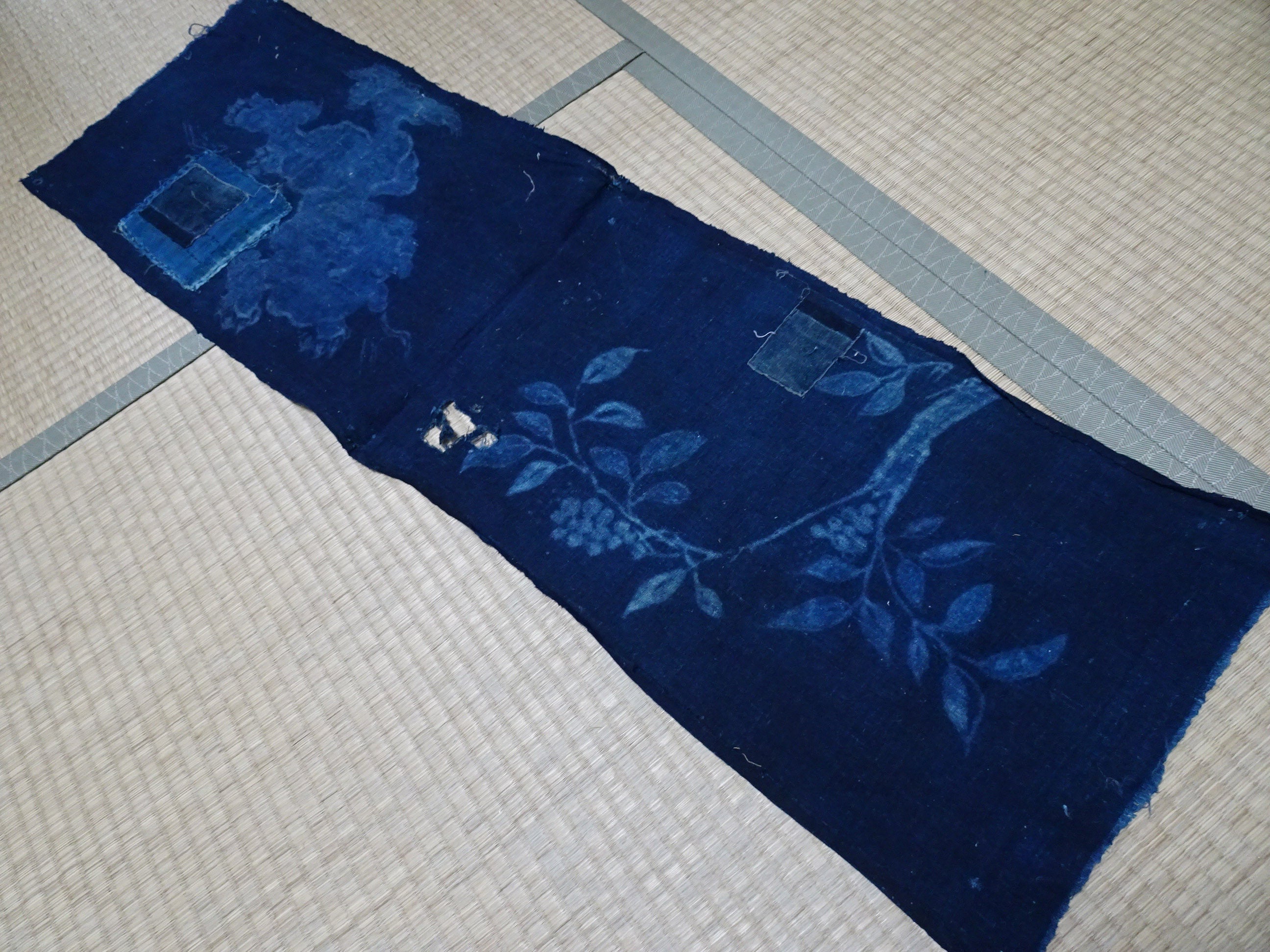 Japanese Antique “Indigo Boro Textile Featuring the Dream-Eating Baku — Tsutsugaki Folk Art from Meiji Japan” 14015