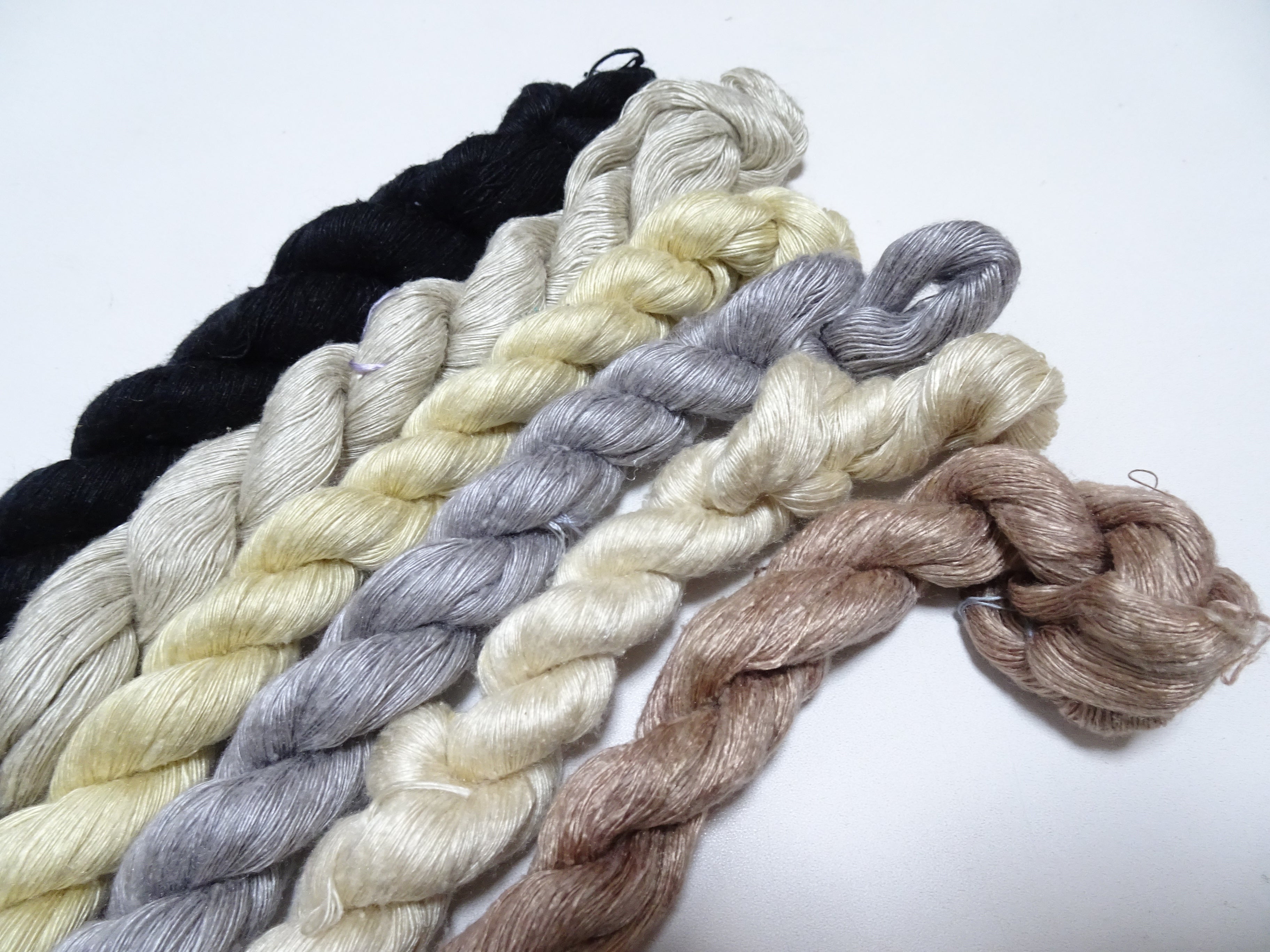 Japanese Vintage Mawata Tsumugi Fine Quality Silk Thread 6sets embroidery & Weave 17083