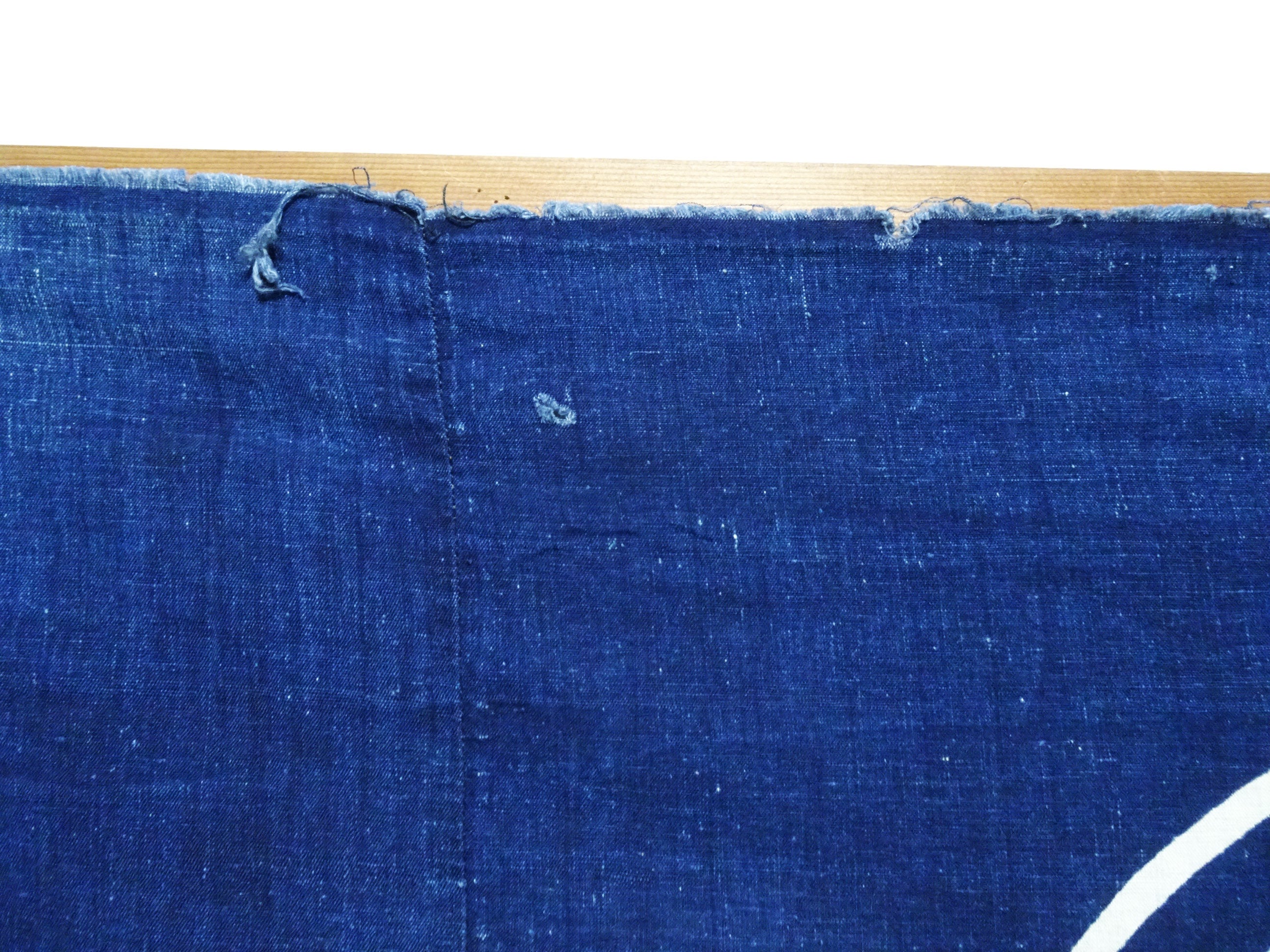 Japanese Antique Tsutsugaki Indigo-Dyed Boro Cloth with Floral Family Crest and Grass Motifs 14016