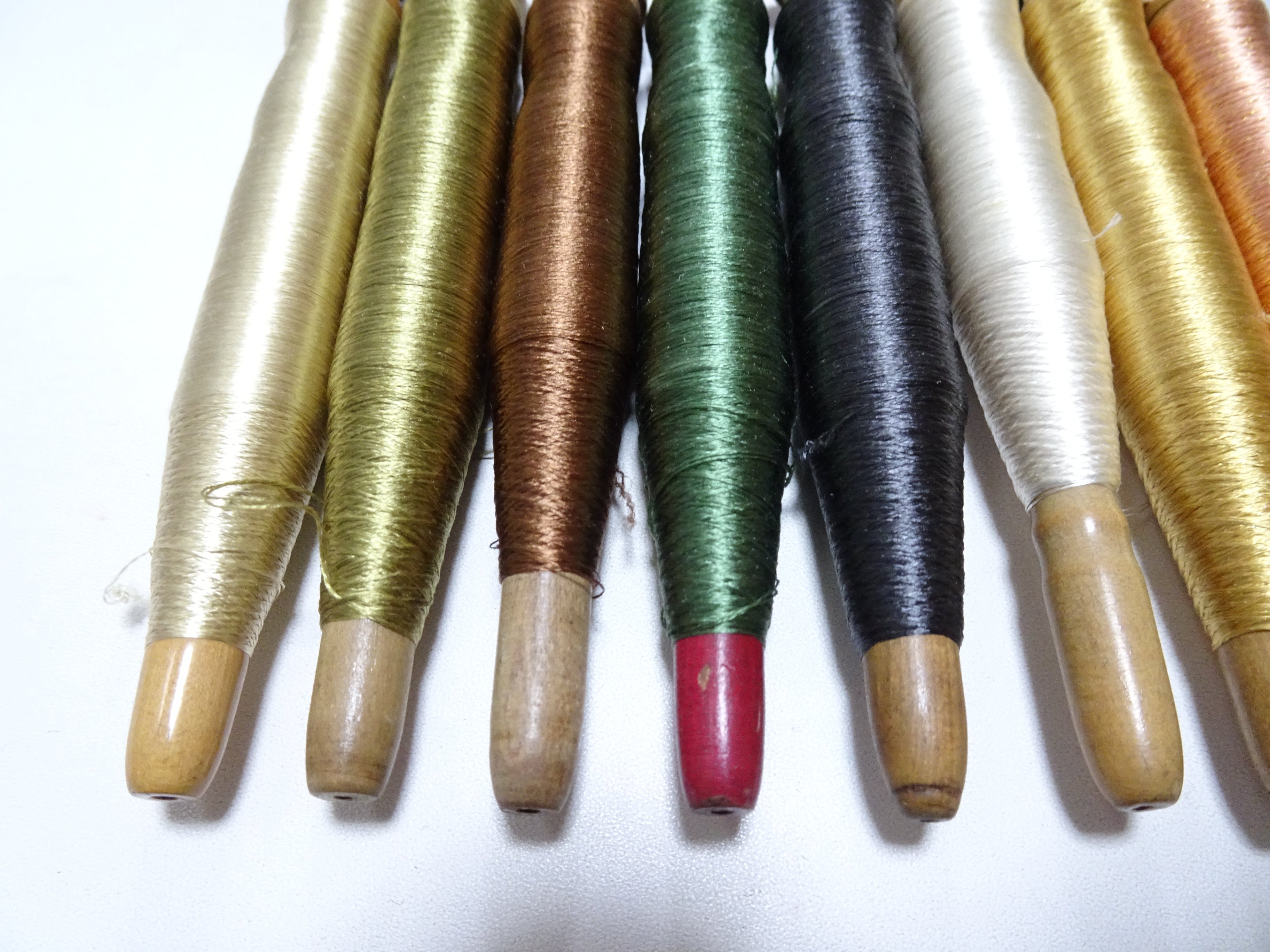 Japanese Vintage Wooden Spool & Silk Thread 8sets Embroidery 18568