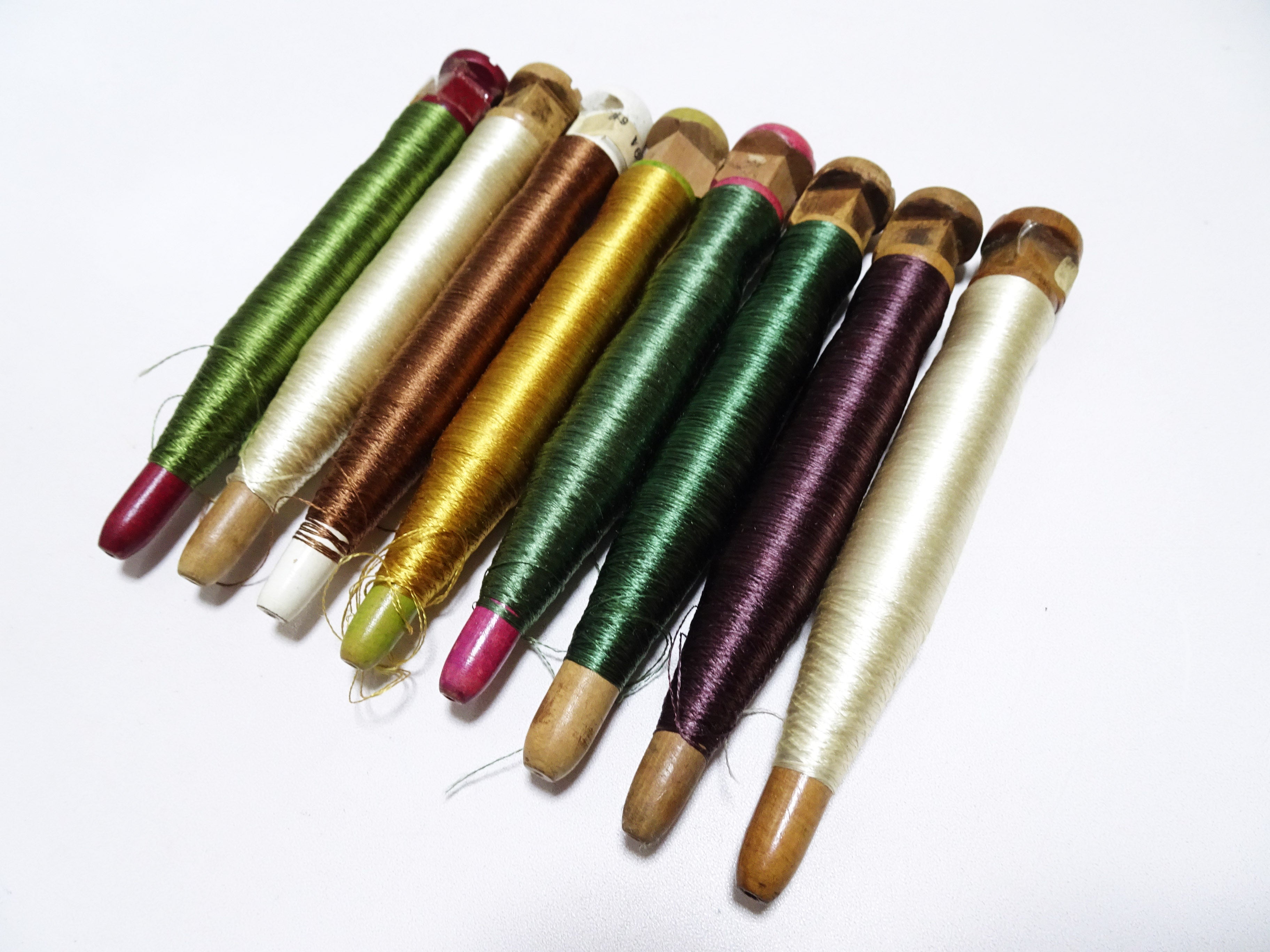 Japanese Vintage Wooden Spool & Silk Thread 8sets Embroidery 18569