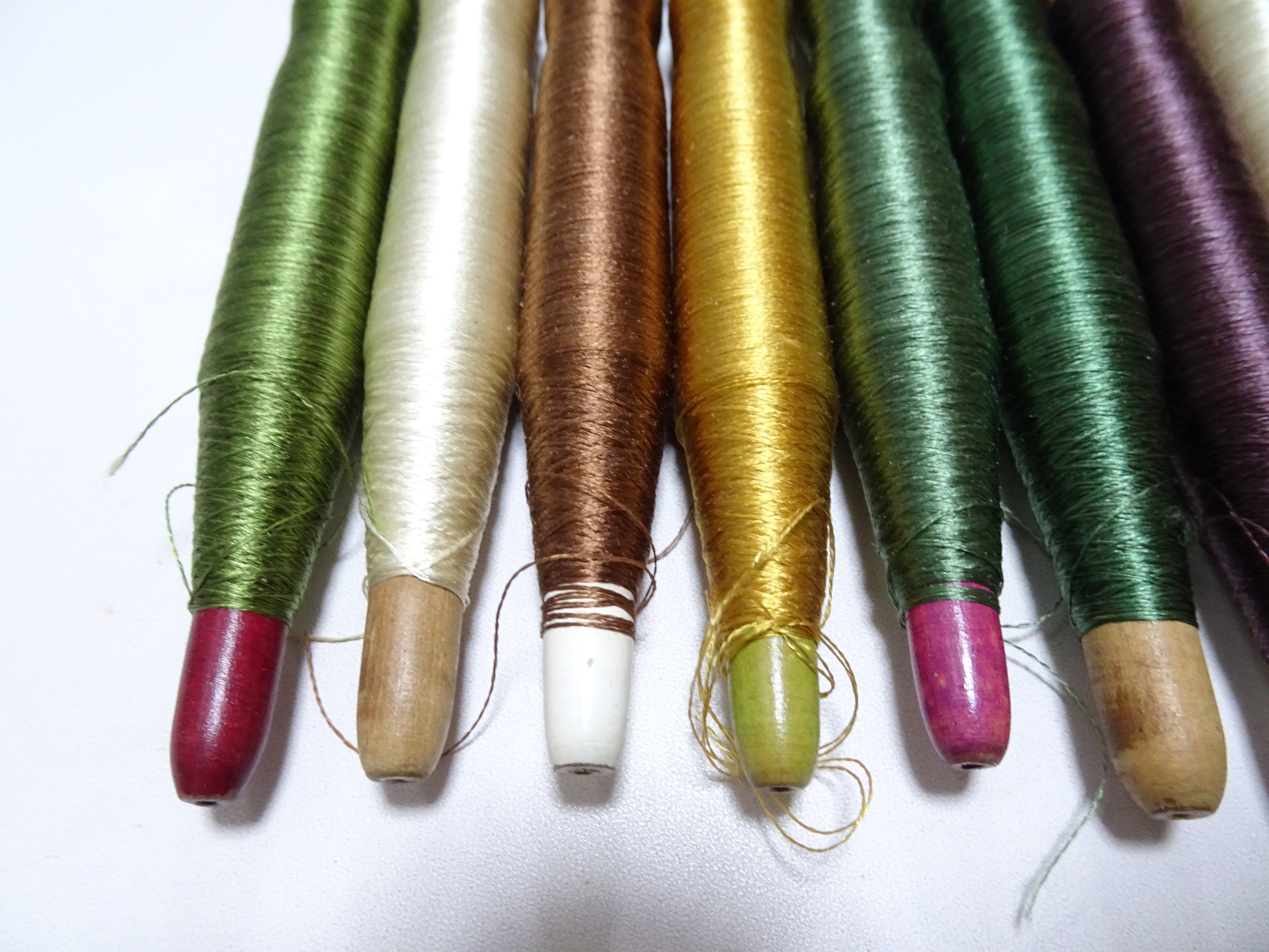 Japanese Vintage Wooden Spool & Silk Thread 8sets Embroidery 18569