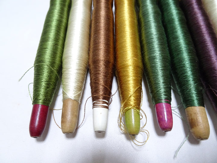 Japanese Vintage Wooden Spool & Silk Thread 8sets Embroidery 18569