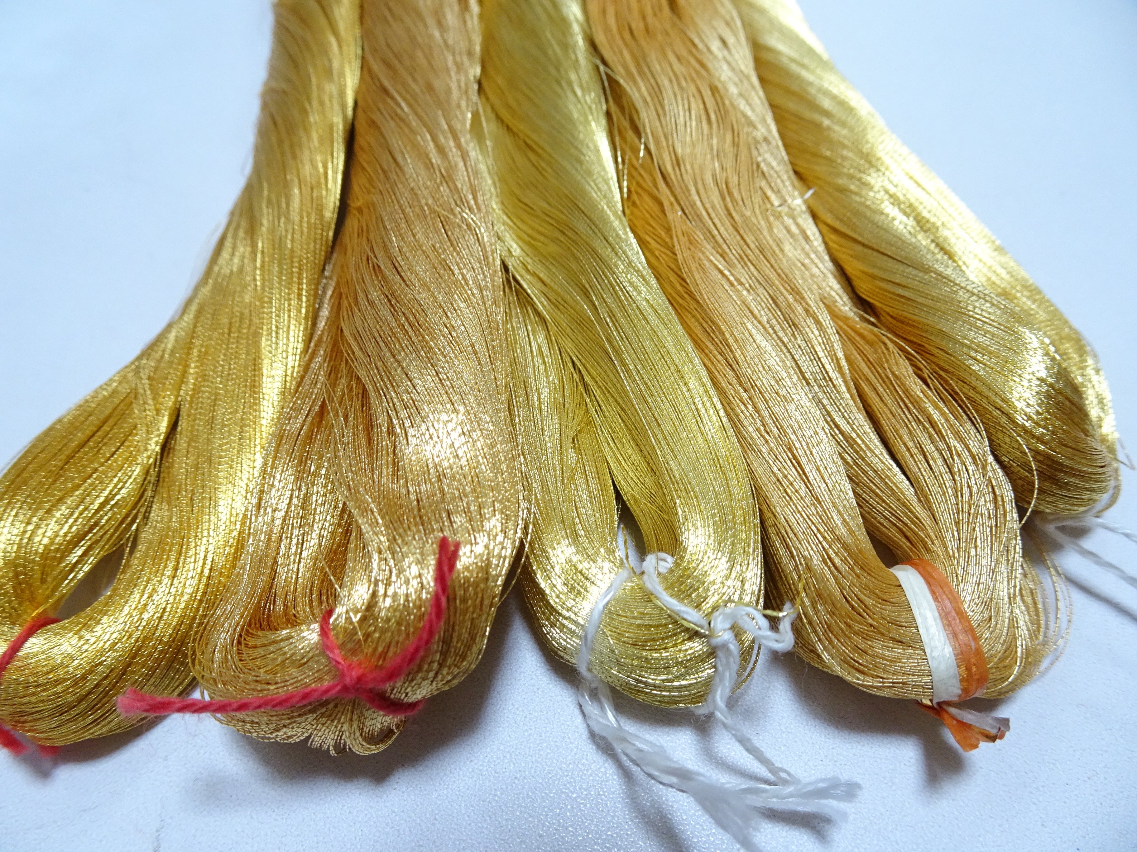 Special price!! Japanese Vintage Superb Gold Leaf Thread 5sets embroidery 5000M  0.16mm 17087