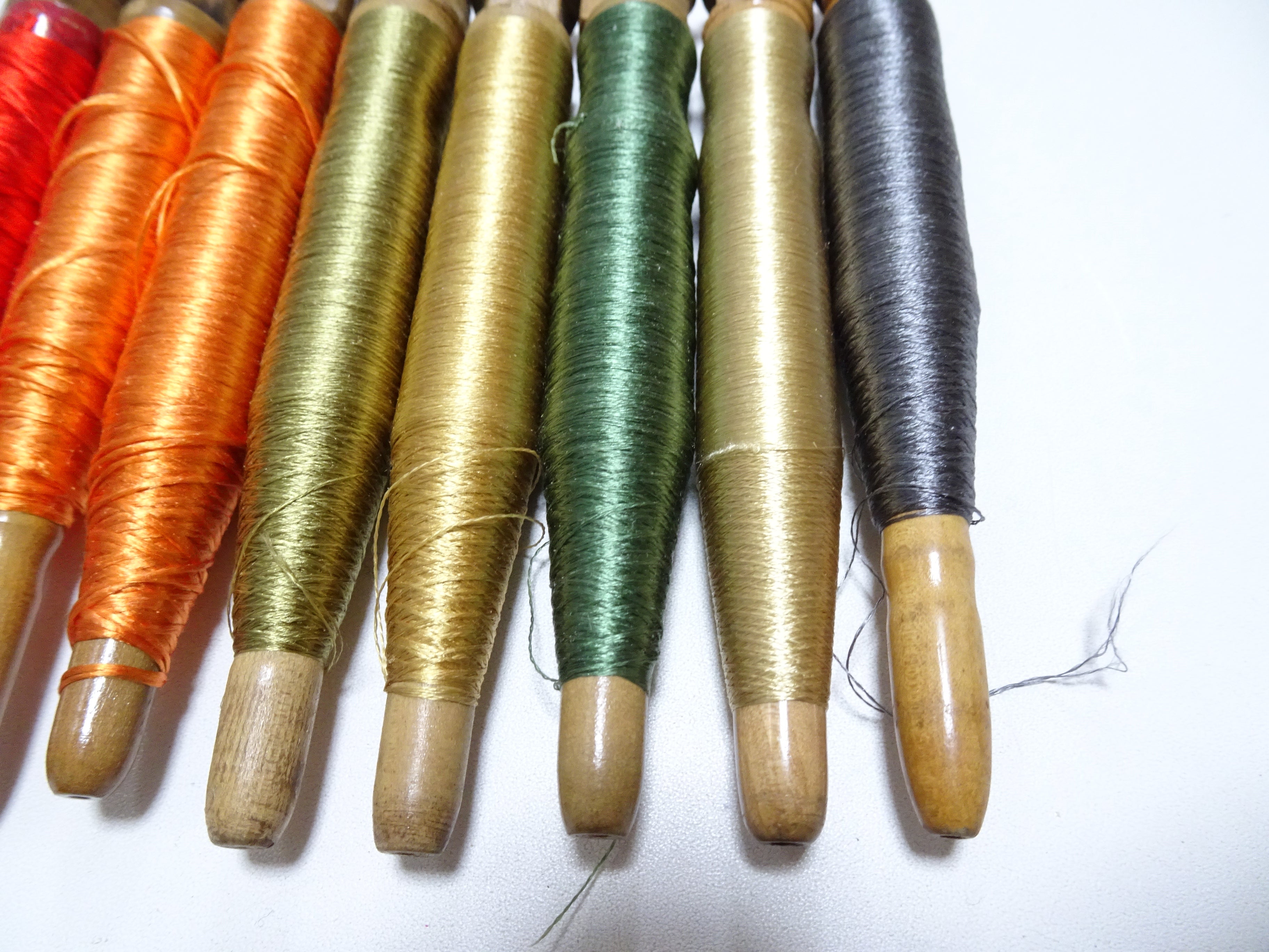 Japanese Vintage Wooden Spool & Silk Thread 8sets Embroidery 18571