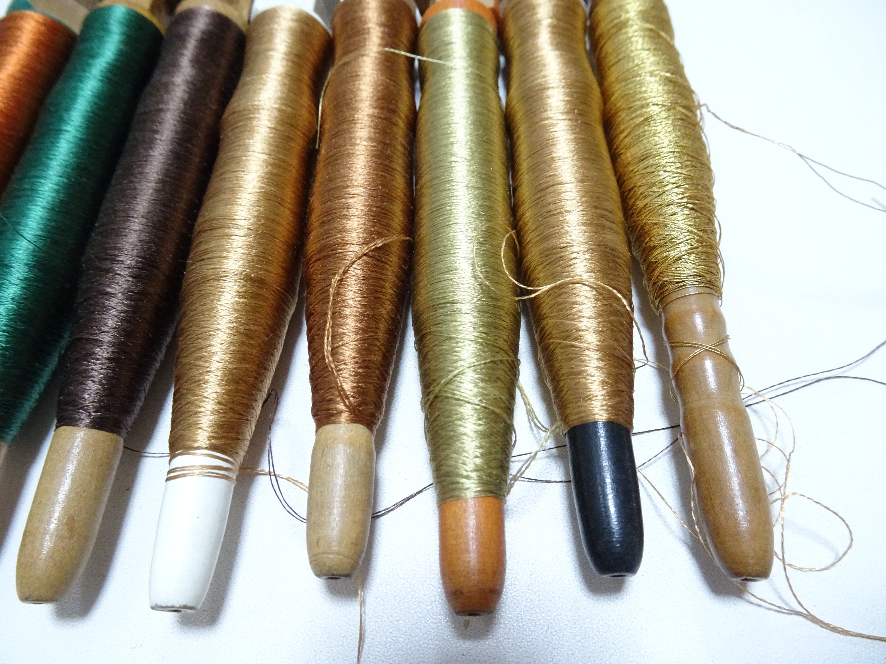 Japanese Vintage Wooden Spool & Silk Thread 8sets Embroidery 18572