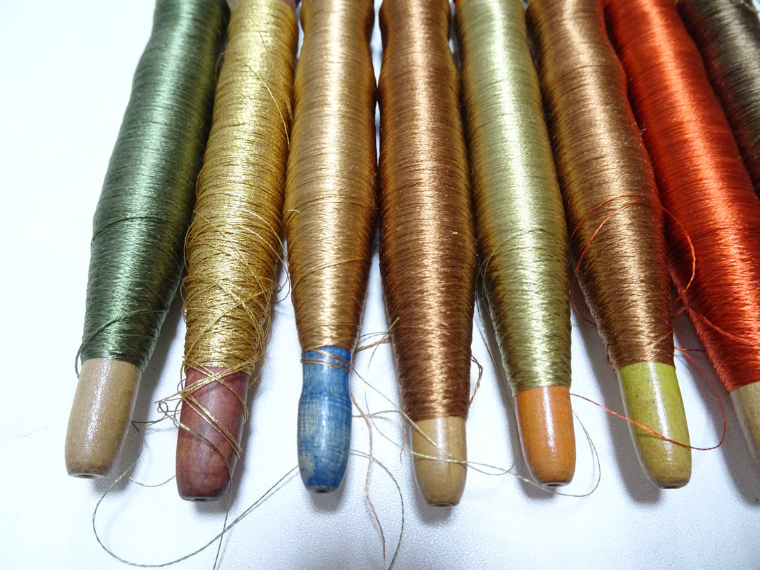 Japanese Vintage Wooden Spool & Silk Thread 8sets Embroidery 18573