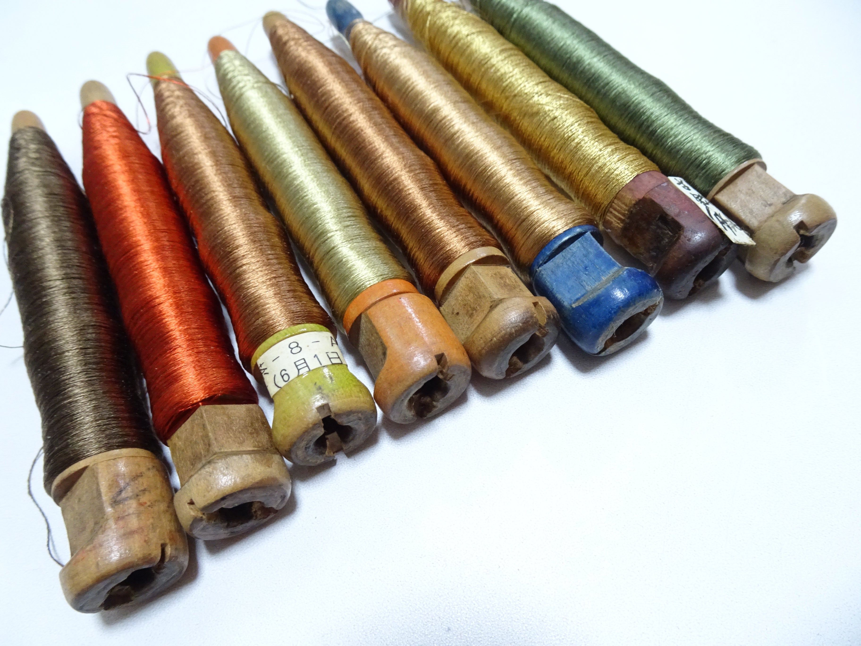 Japanese Vintage Wooden Spool & Silk Thread 8sets Embroidery 18573