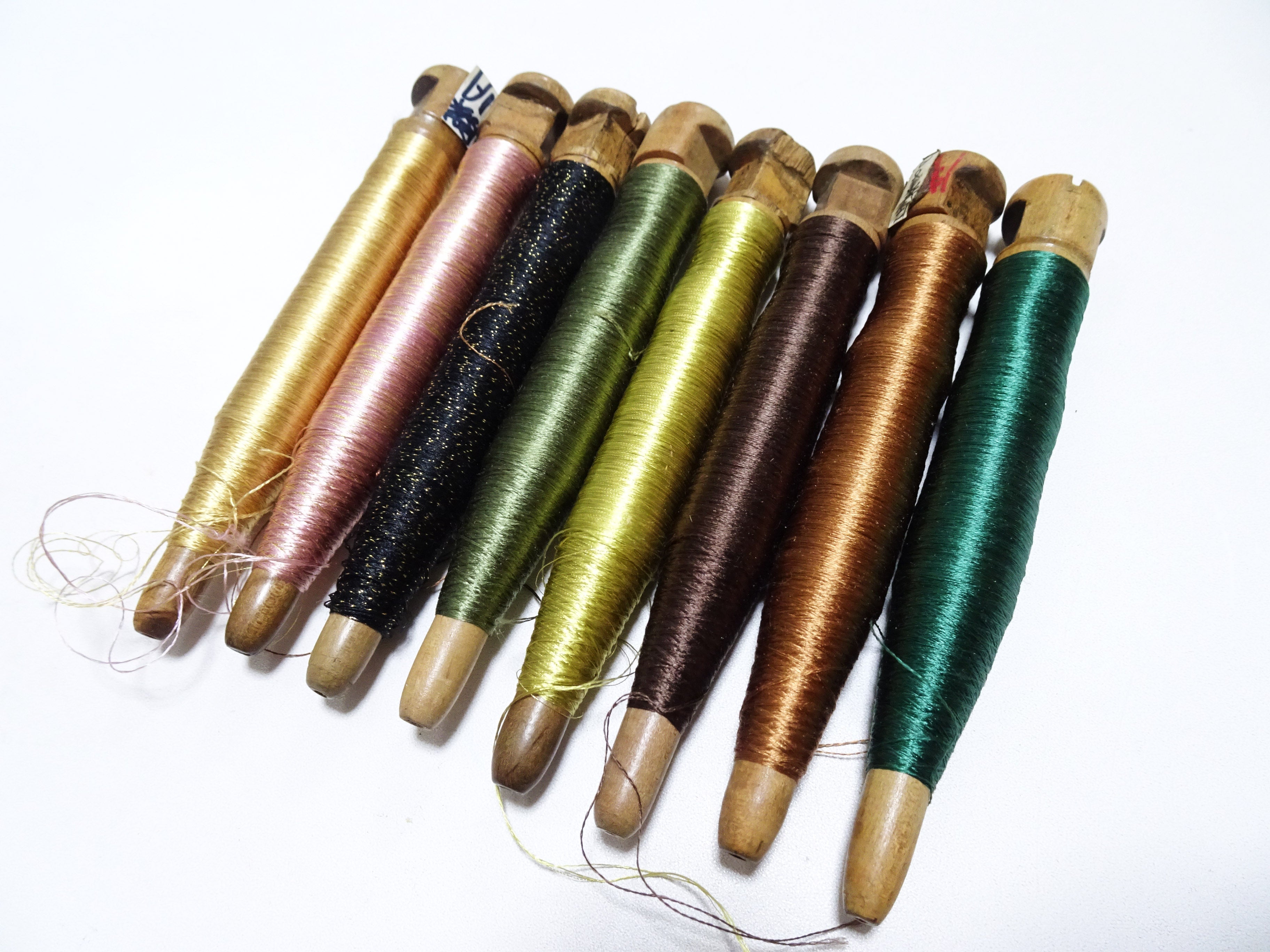 Japanese Vintage Wooden Spool & Silk Thread 8sets Embroidery 18574
