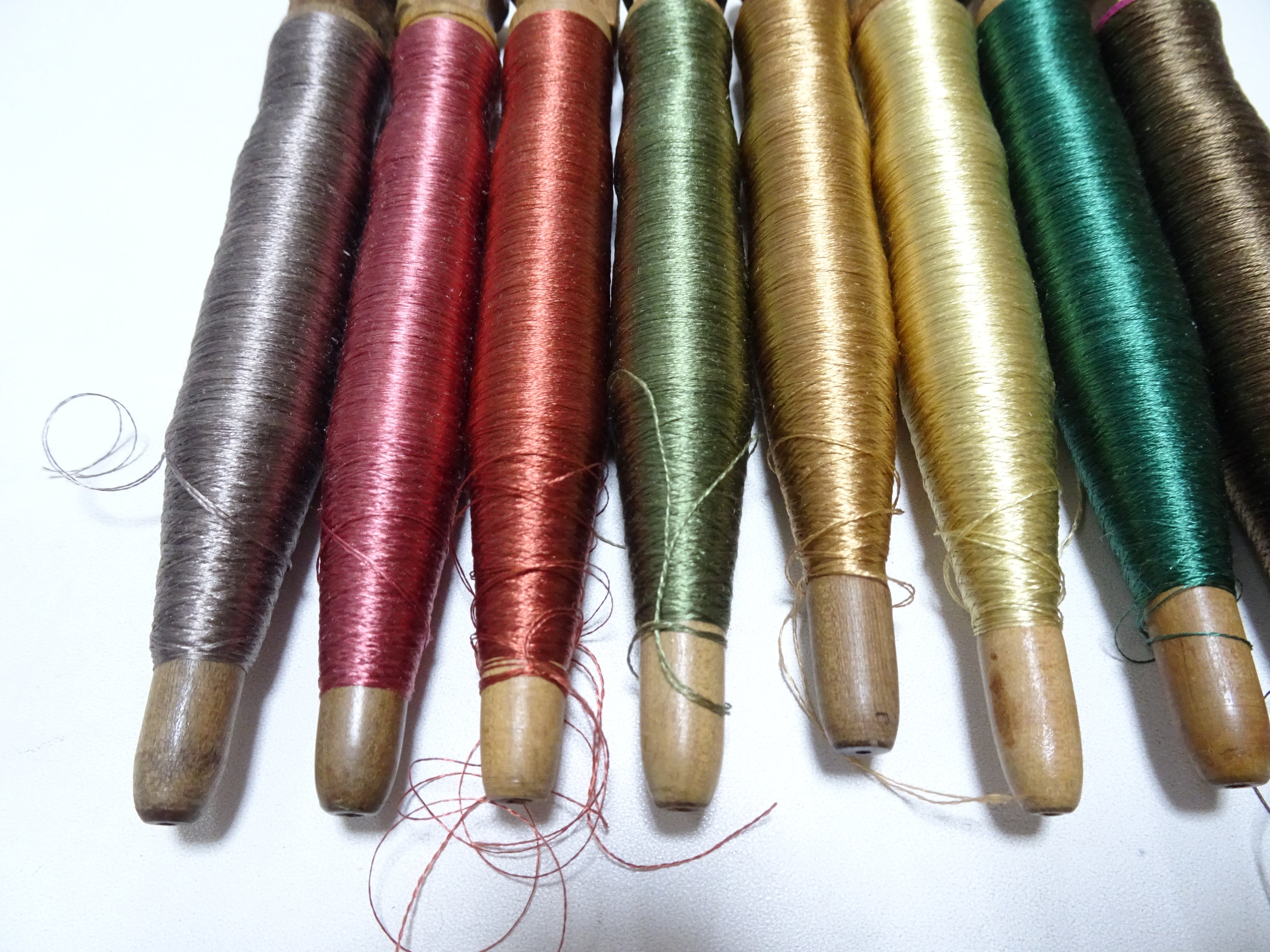 Japanese Vintage Wooden Spool & Silk Thread 8sets Embroidery 18575
