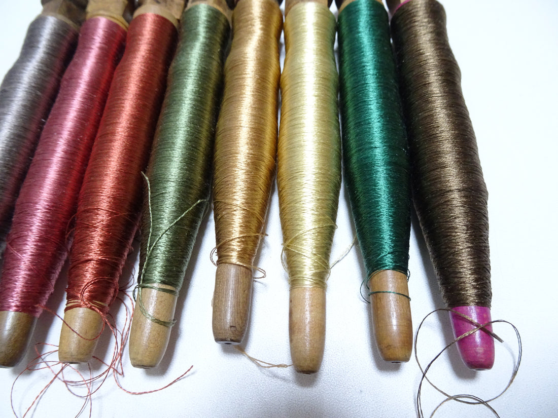 Japanese Vintage Wooden Spool & Silk Thread 8sets Embroidery 18575