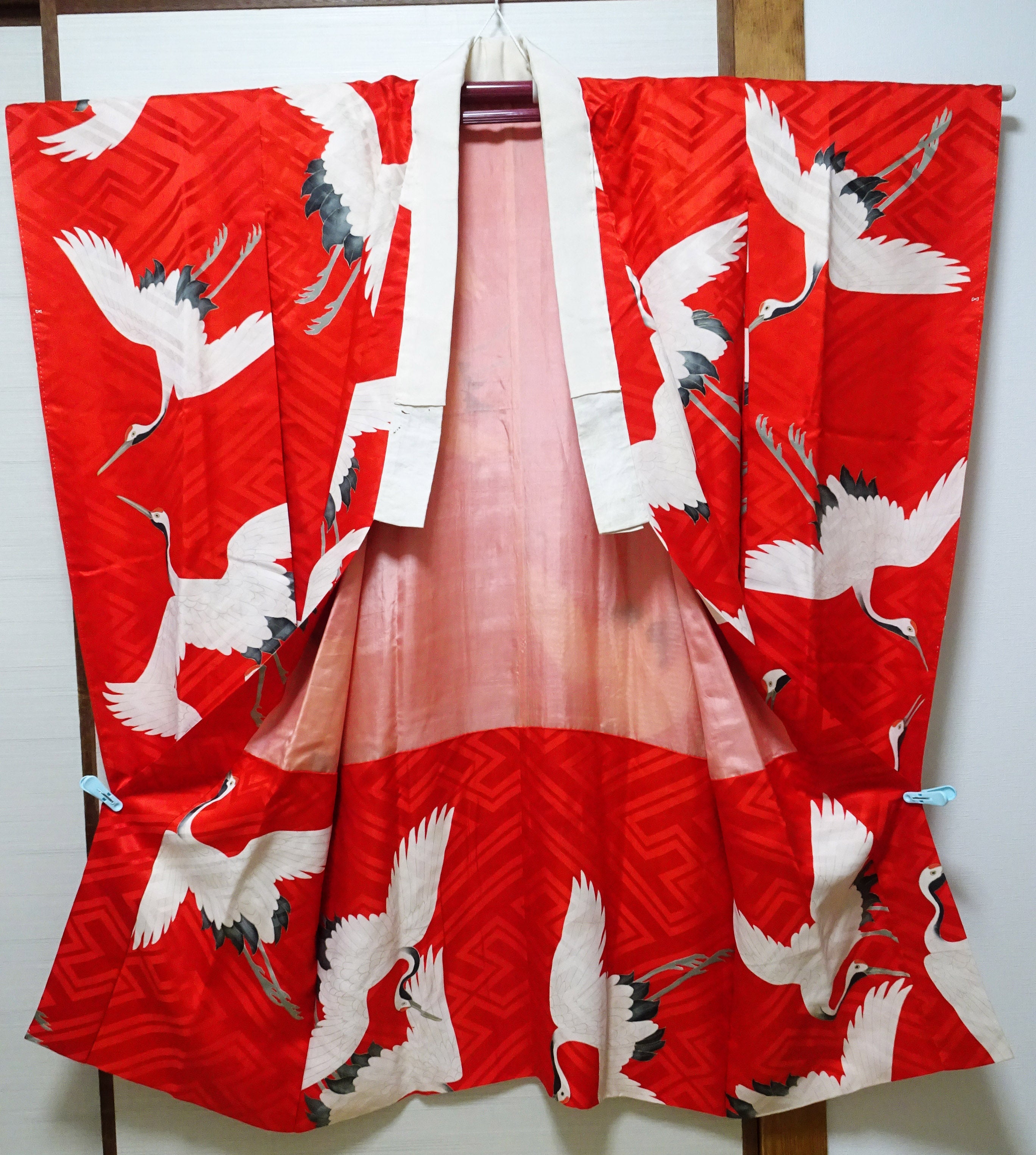 Vintage Japanese Furisode Juban (Kimono Undergarment) – Early Showa Era, Red Silk Rinzu with Cranes  15177