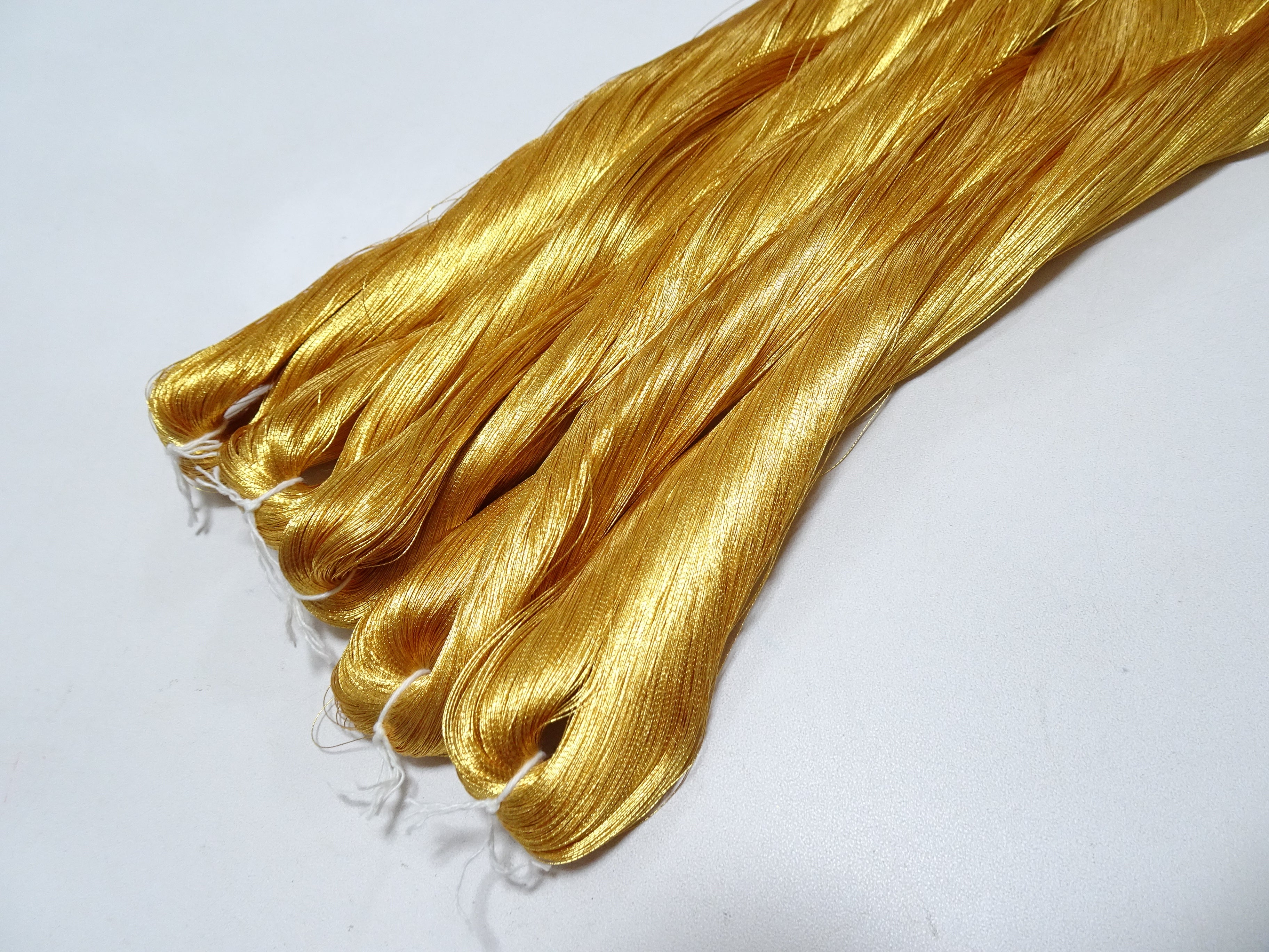 Special price!! Japanese Vintage Superb Gold Leaf Thread 5sets embroidery 5000M  0.16mm 17095
