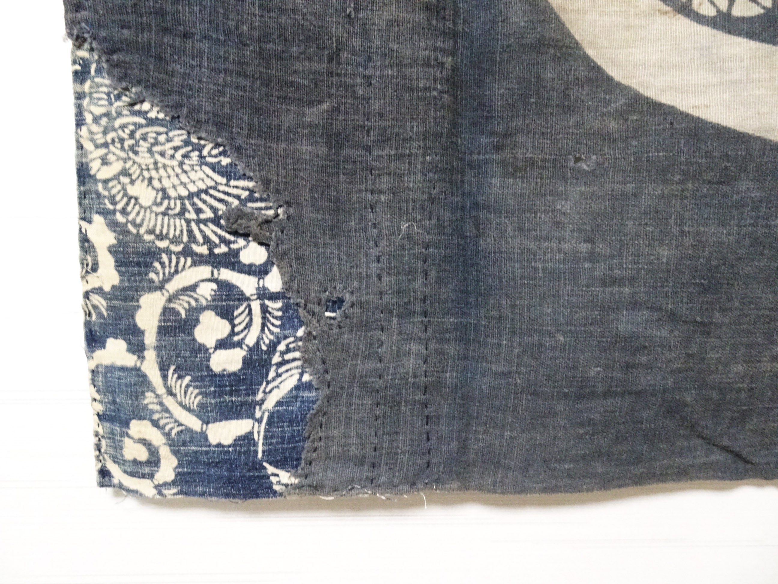Tsutsugaki Boro Family Crest | Antique Japanese Indigo Textile 14516