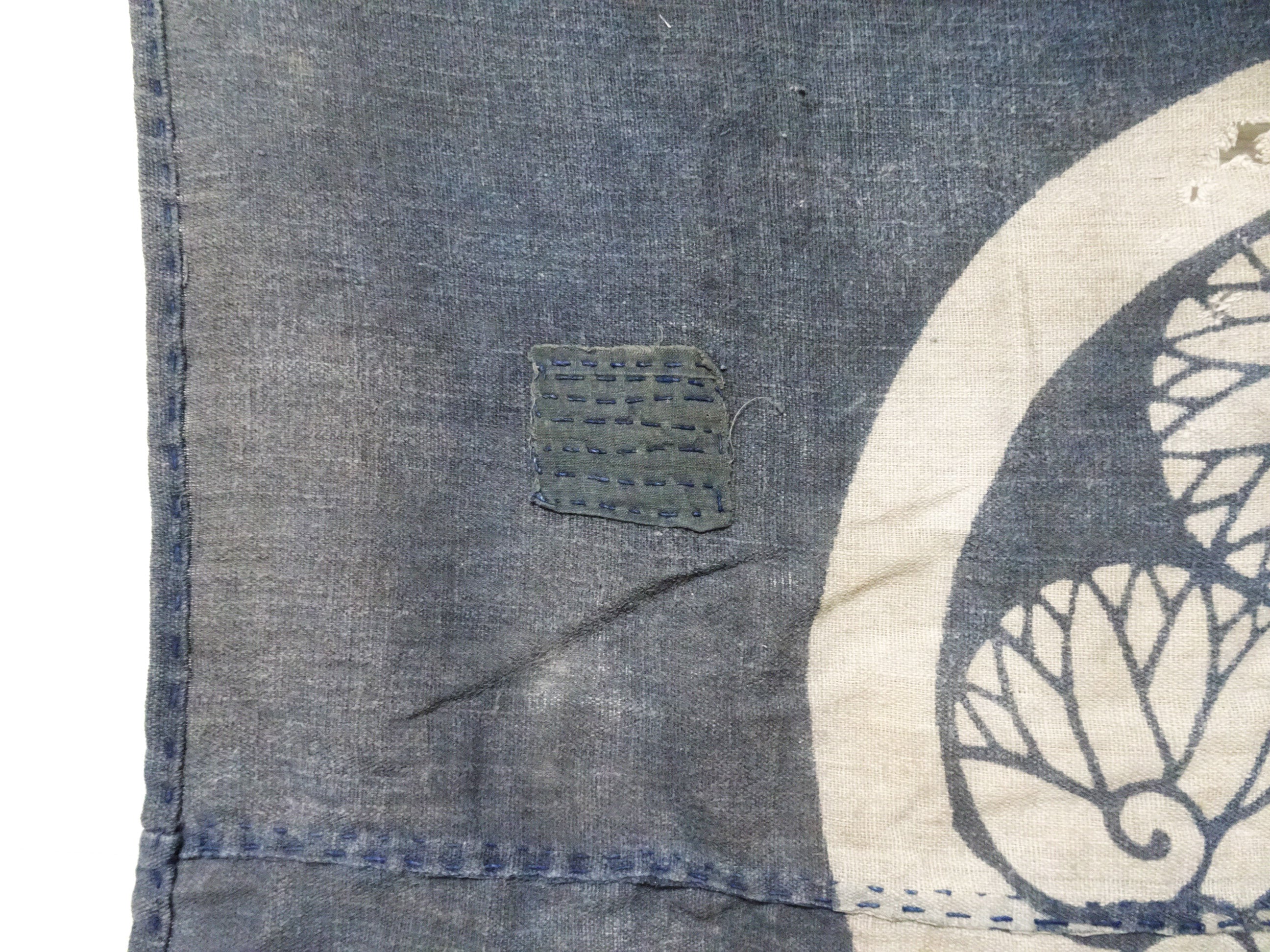 Tsutsugaki Boro Family Crest | Antique Japanese Indigo Textile 14516