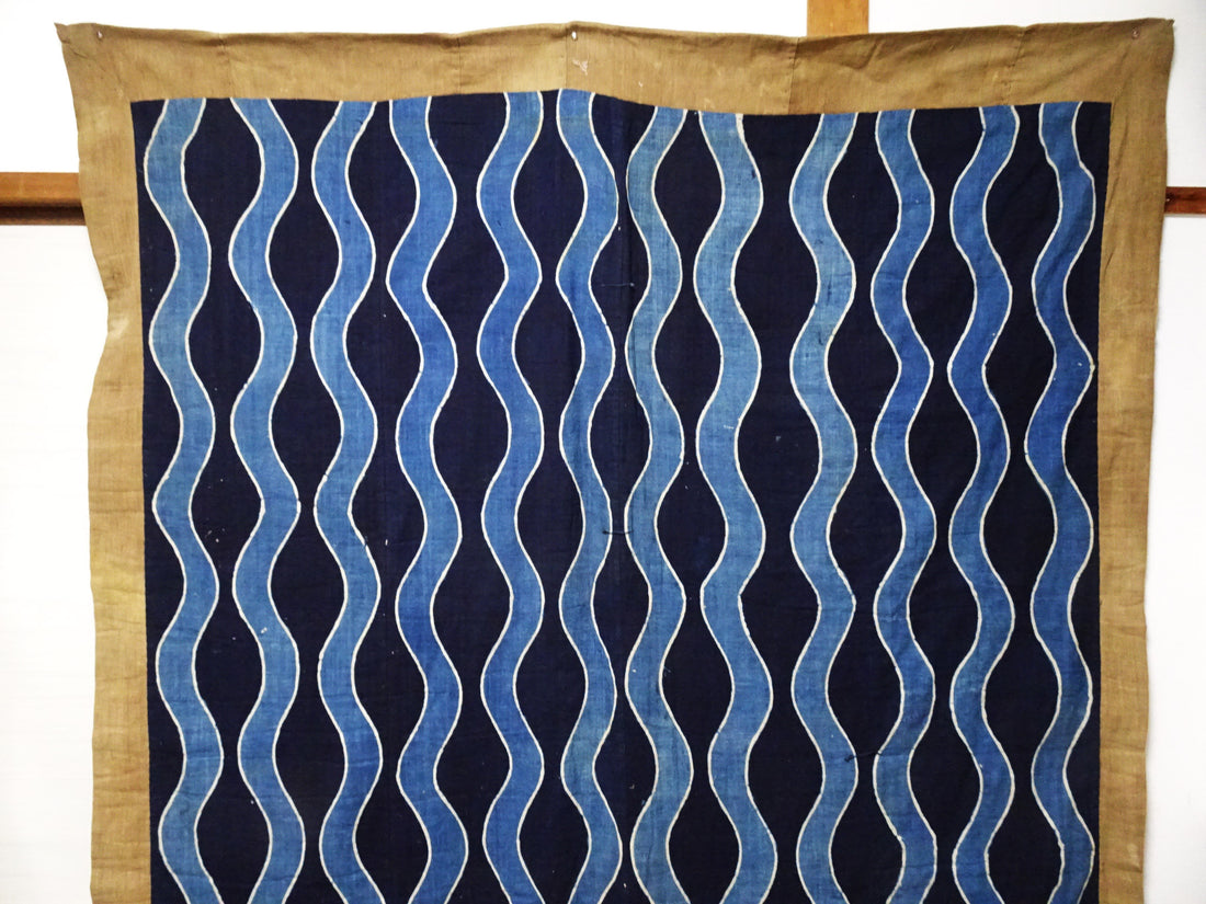 Rare Meiji Tsutsugaki Textile – Indigo Abstract Waves, Antique Japanese Cotton 14519