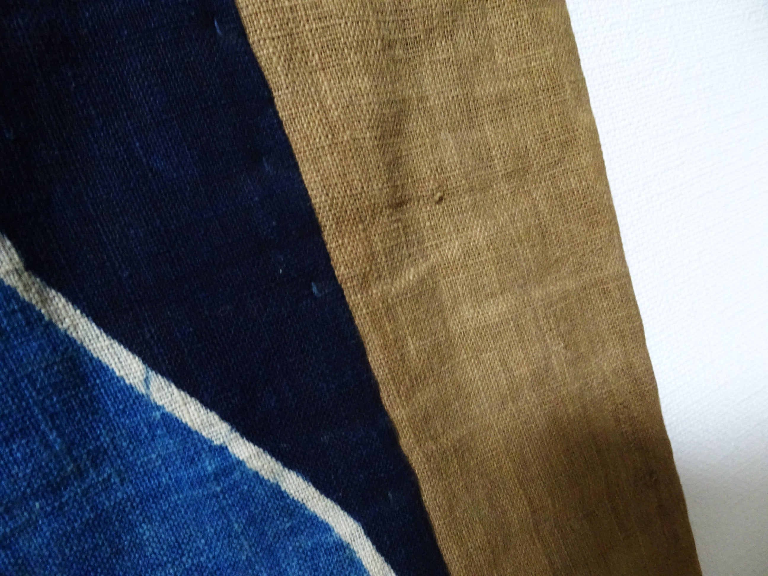 Rare Meiji Tsutsugaki Textile – Indigo Abstract Waves, Antique Japanese Cotton 14519