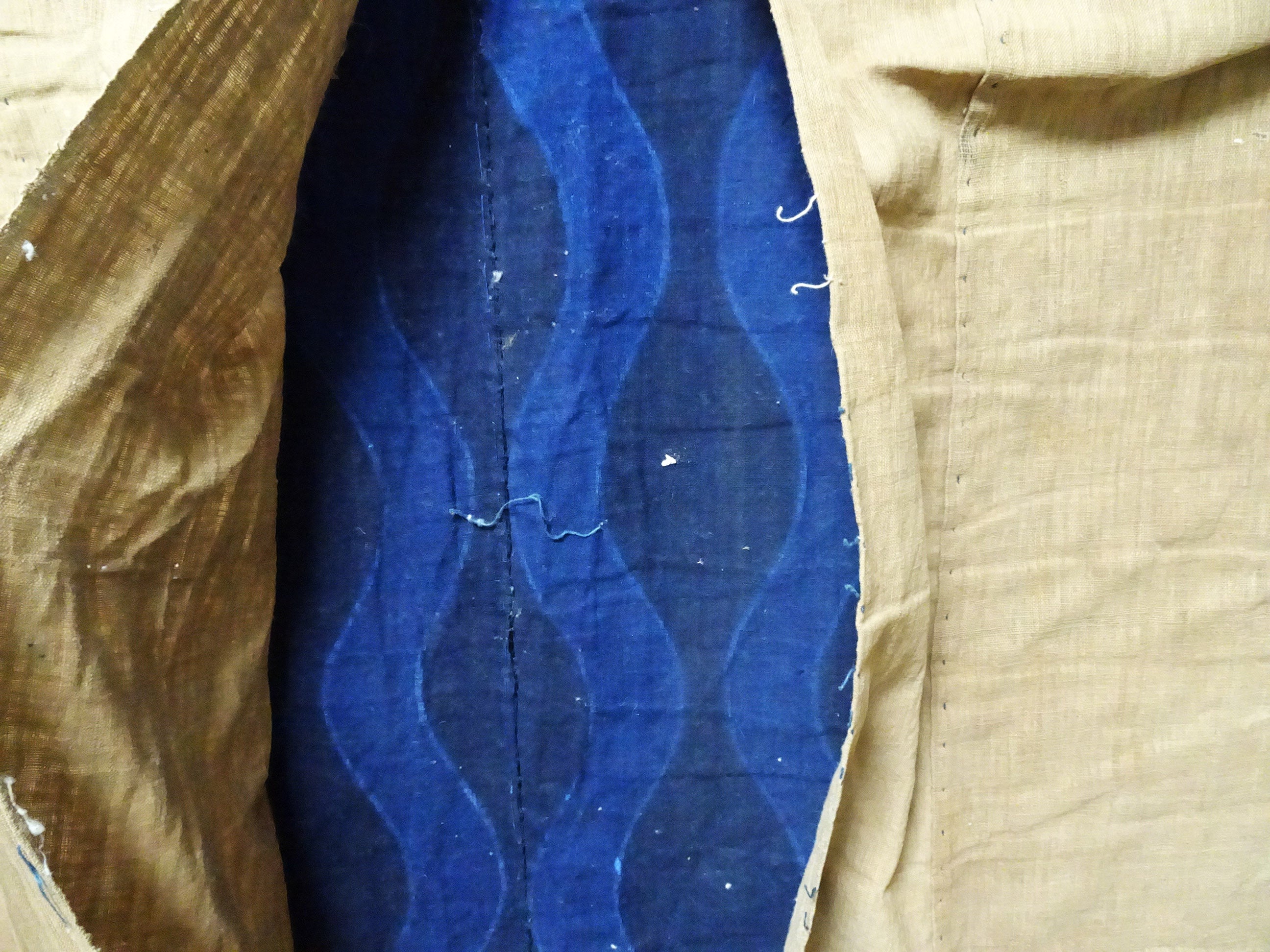 Rare Meiji Tsutsugaki Textile – Indigo Abstract Waves, Antique Japanese Cotton 14519