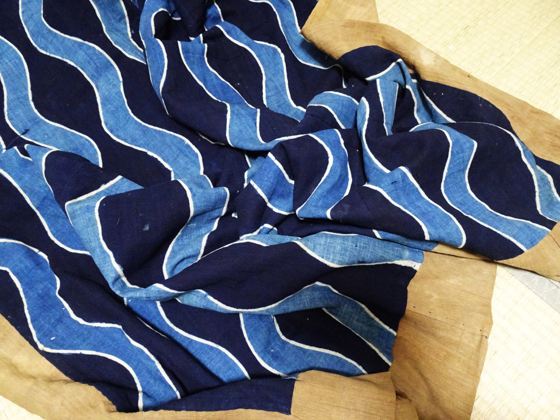 Rare Meiji Tsutsugaki Textile – Indigo Abstract Waves, Antique Japanese Cotton 14519