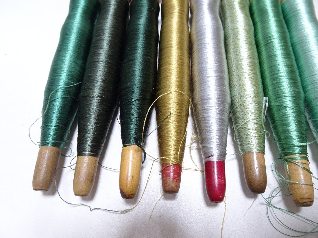 Japanese Vintage Wooden Spool & Silk Thread 8sets Embroidery 18592