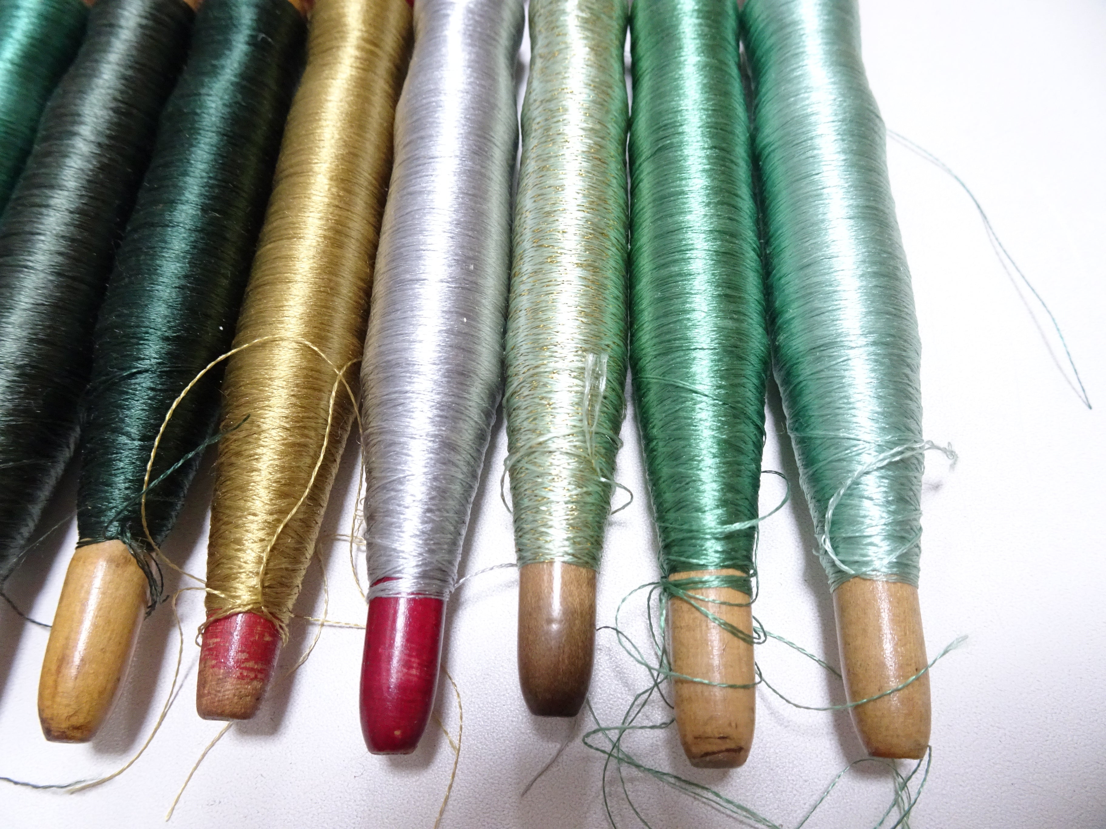 Japanese Vintage Wooden Spool & Silk Thread 8sets Embroidery 18592