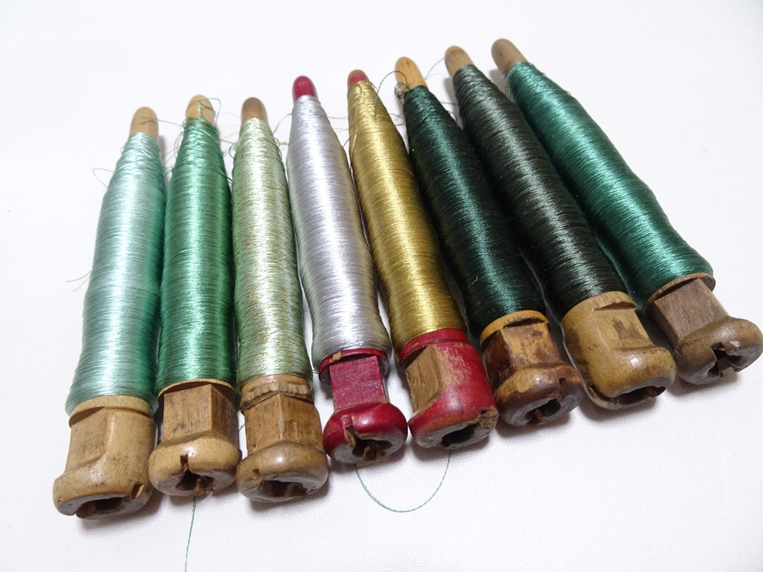 Japanese Vintage Wooden Spool & Silk Thread 8sets Embroidery 18592