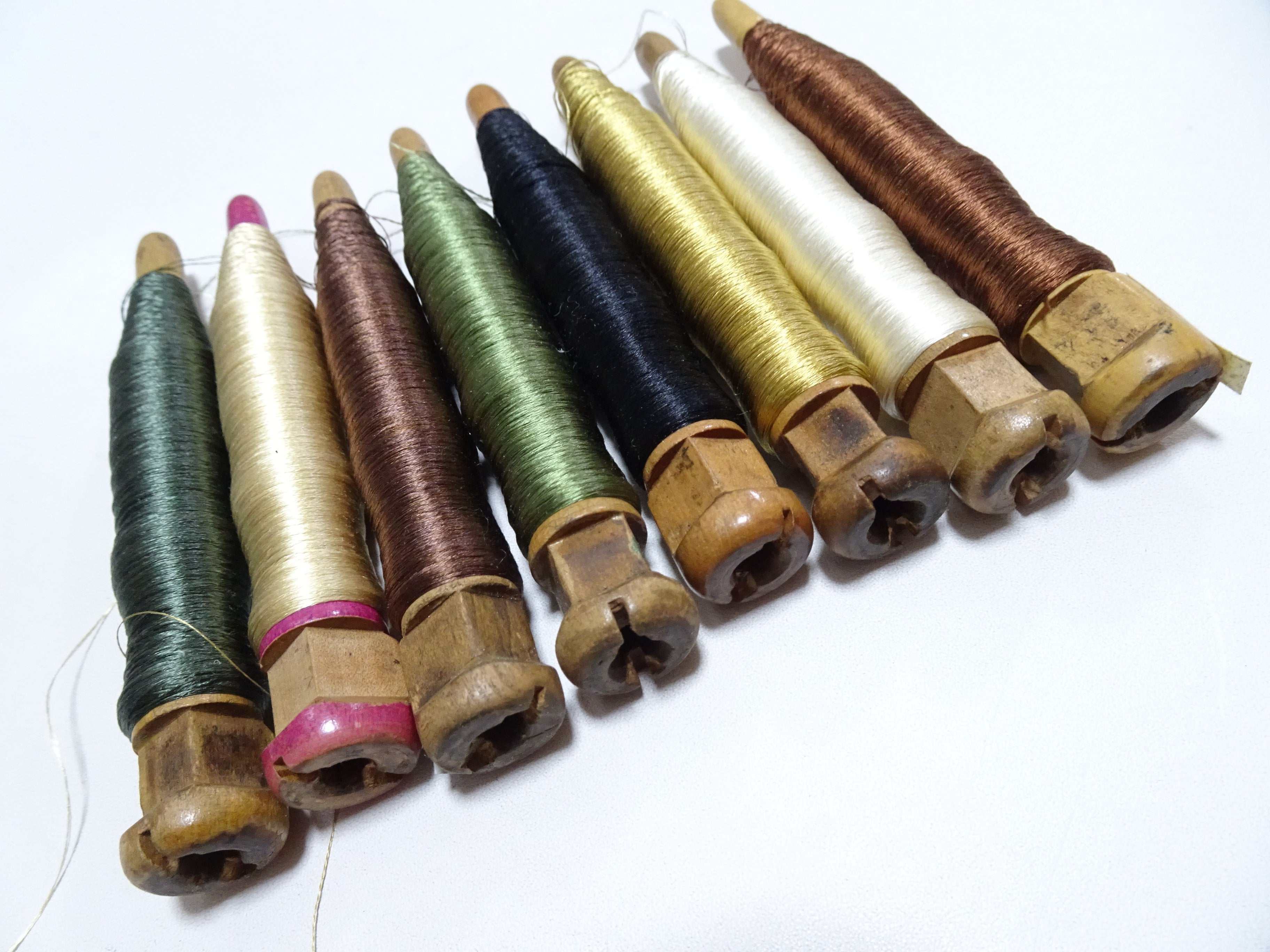 Japanese Vintage Wooden Spool & Silk Thread 8sets Embroidery 18593