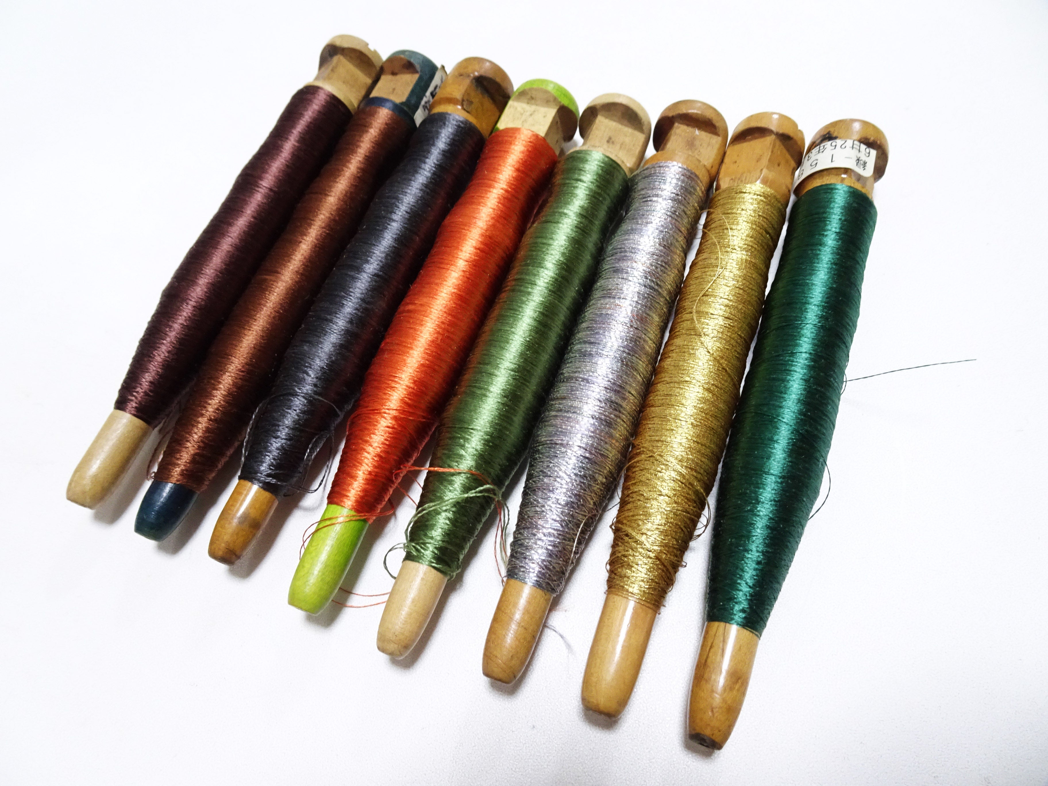 Japanese Vintage Wooden Spool & Silk Thread 8sets Embroidery 18594