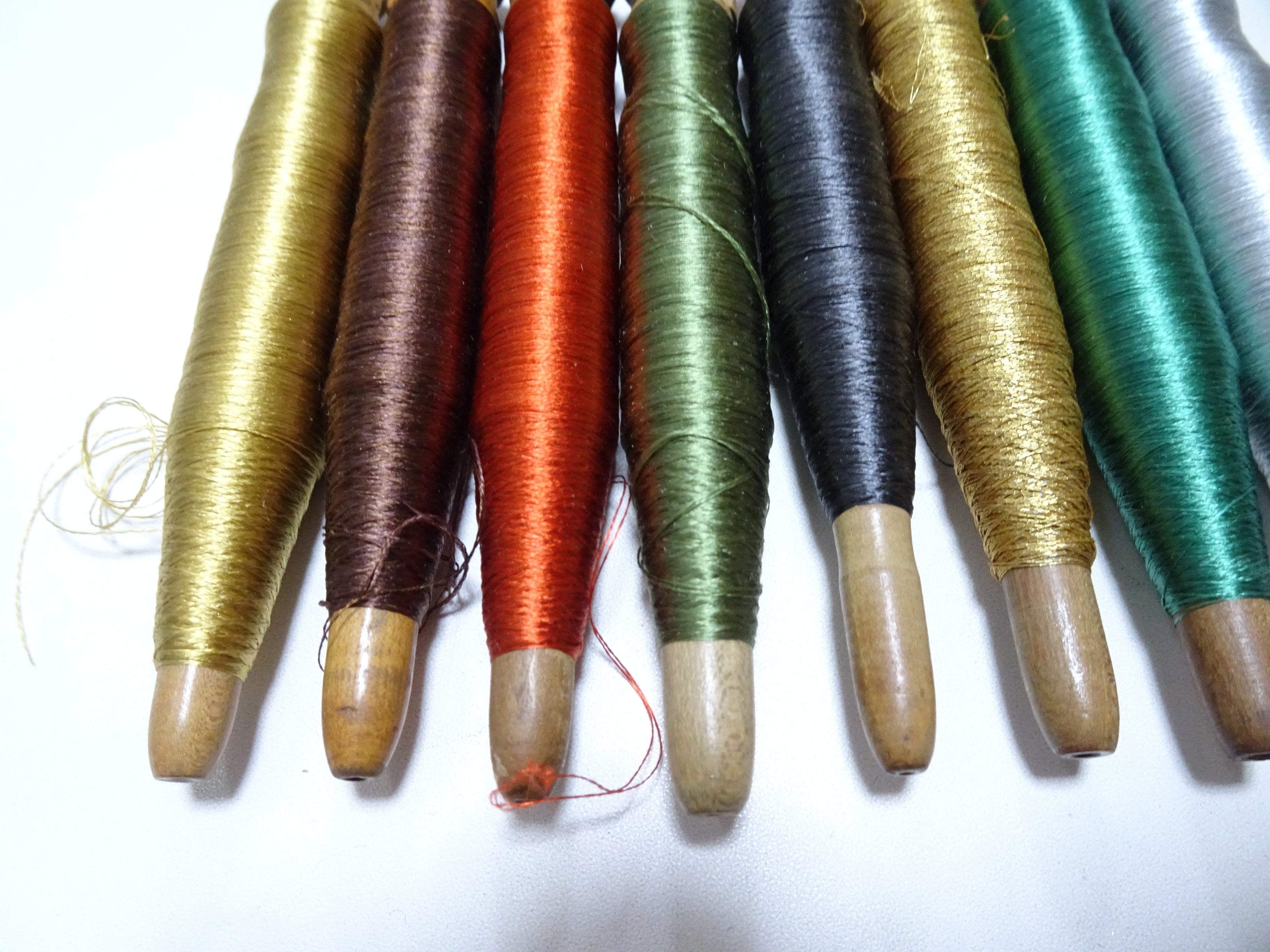 Japanese Vintage Wooden Spool & Silk Thread 8sets Embroidery 18595
