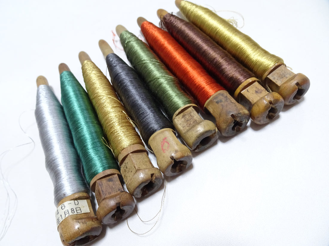Japanese Vintage Wooden Spool & Silk Thread 8sets Embroidery 18595