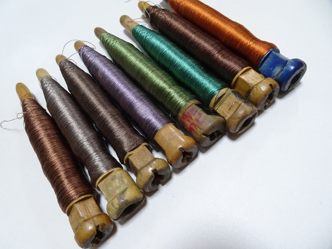 Japanese Vintage Wooden Spool & Silk Thread 8sets Embroidery 18596