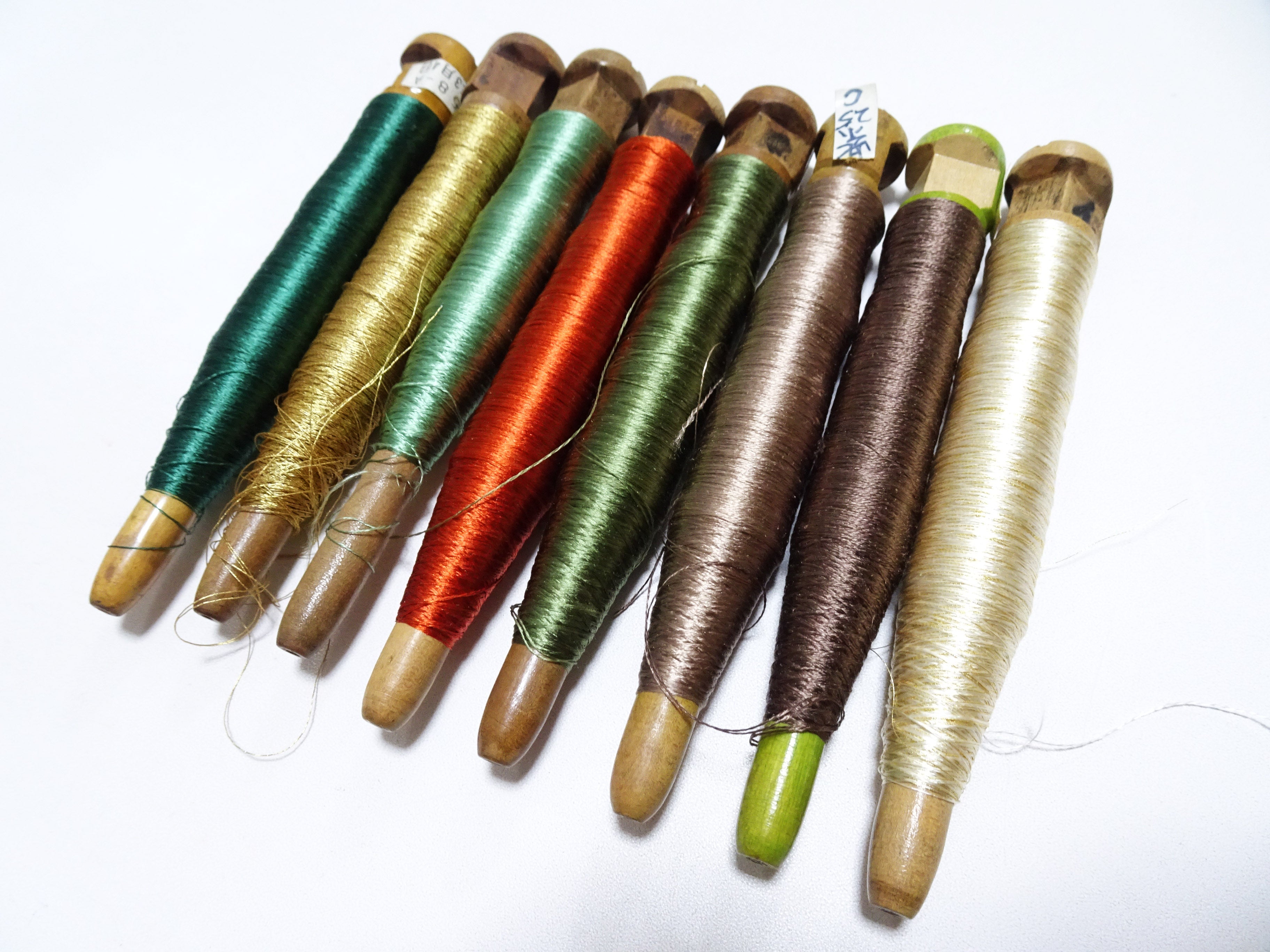 Japanese Vintage Wooden Spool & Silk Thread 8sets Embroidery 18598