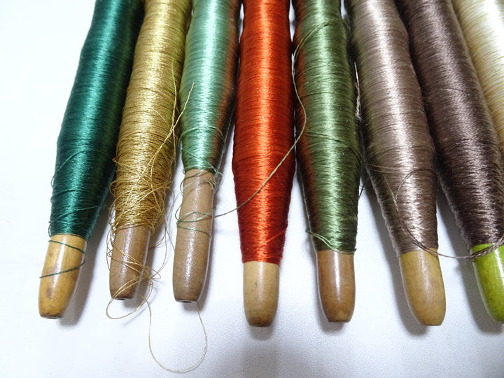 Japanese Vintage Wooden Spool & Silk Thread 8sets Embroidery 18598