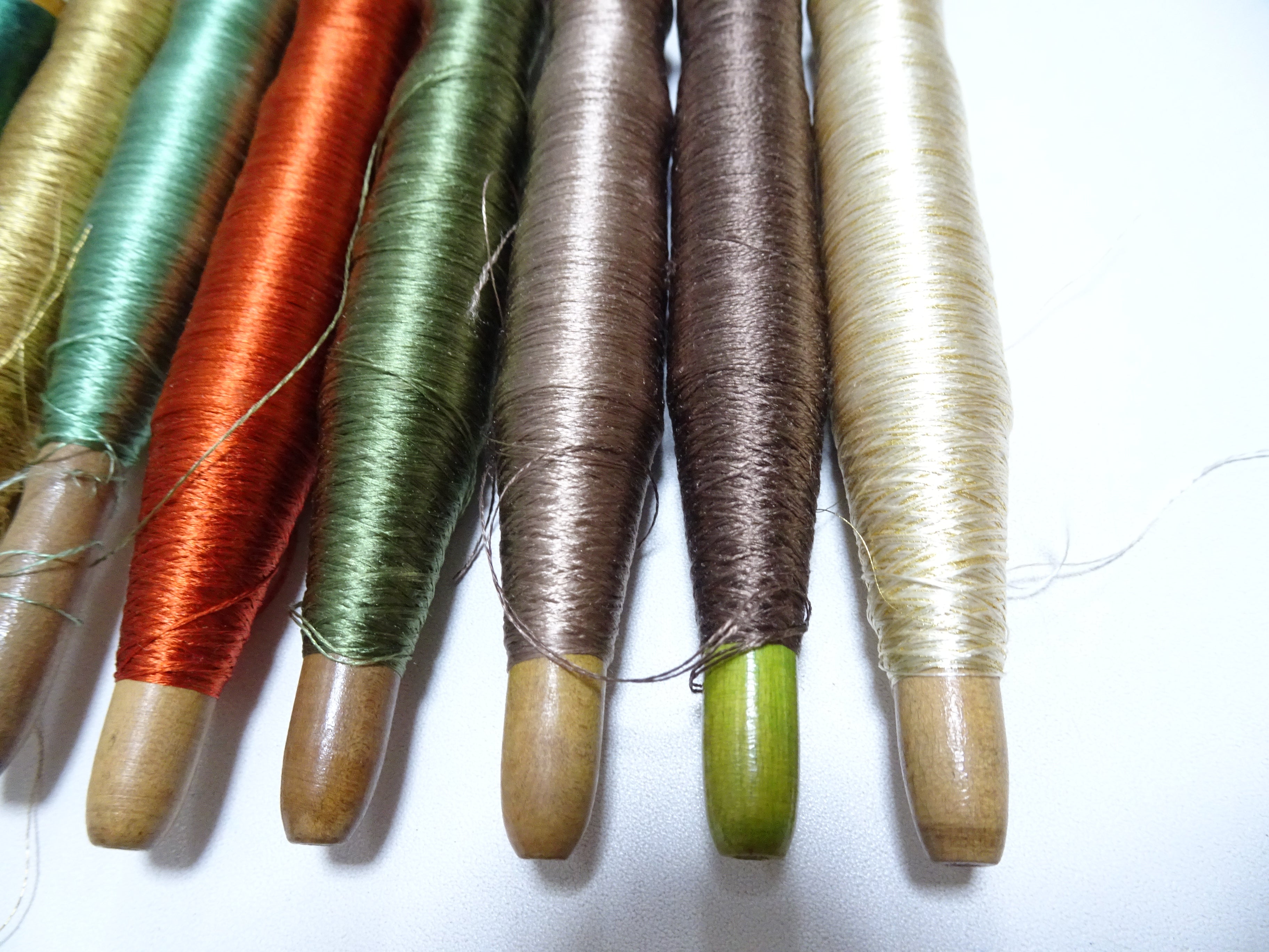 Japanese Vintage Wooden Spool & Silk Thread 8sets Embroidery 18598