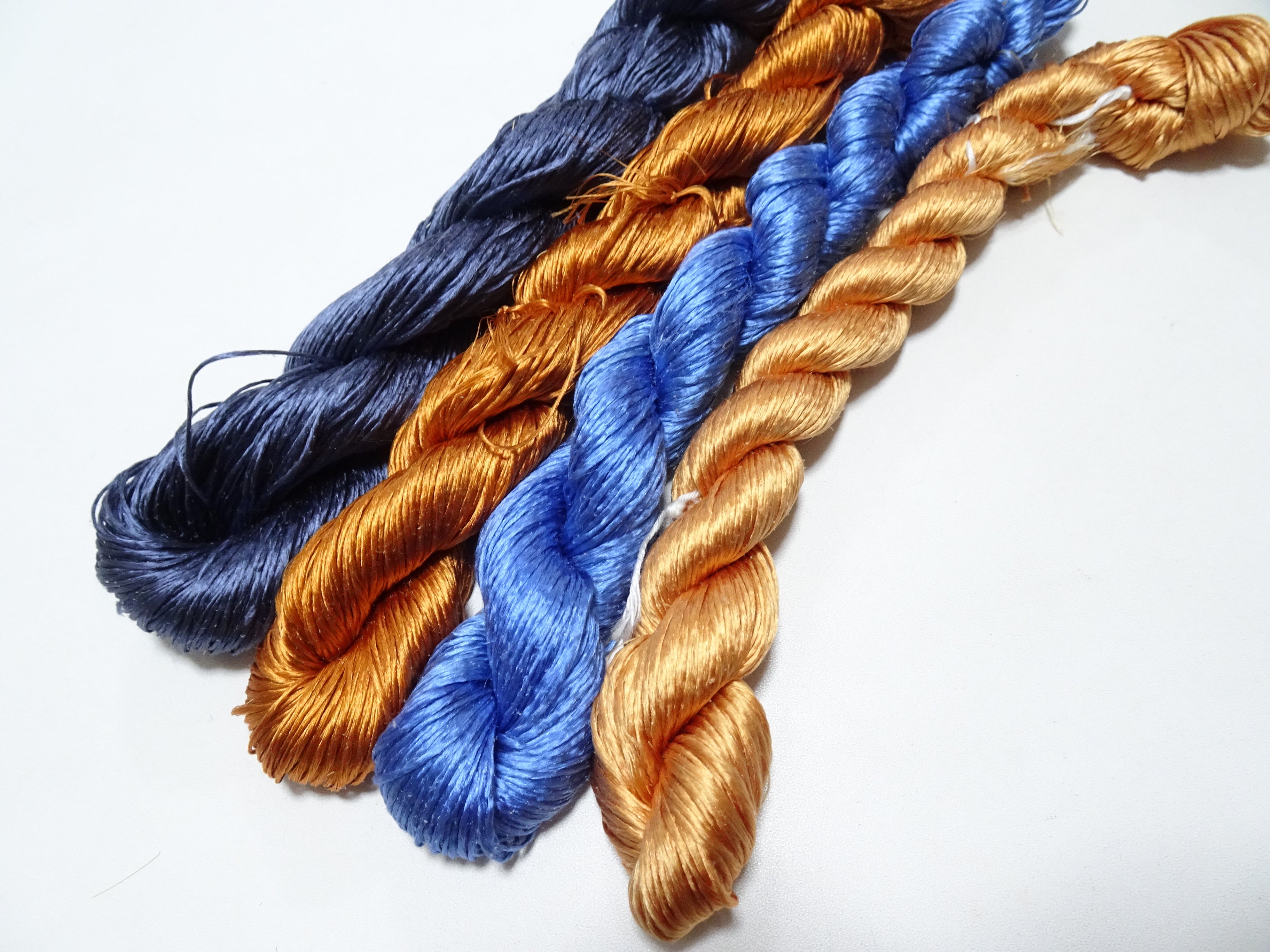 Japanese Vintage Loose Twisted Silk Thread 4sets Embroidery 18284