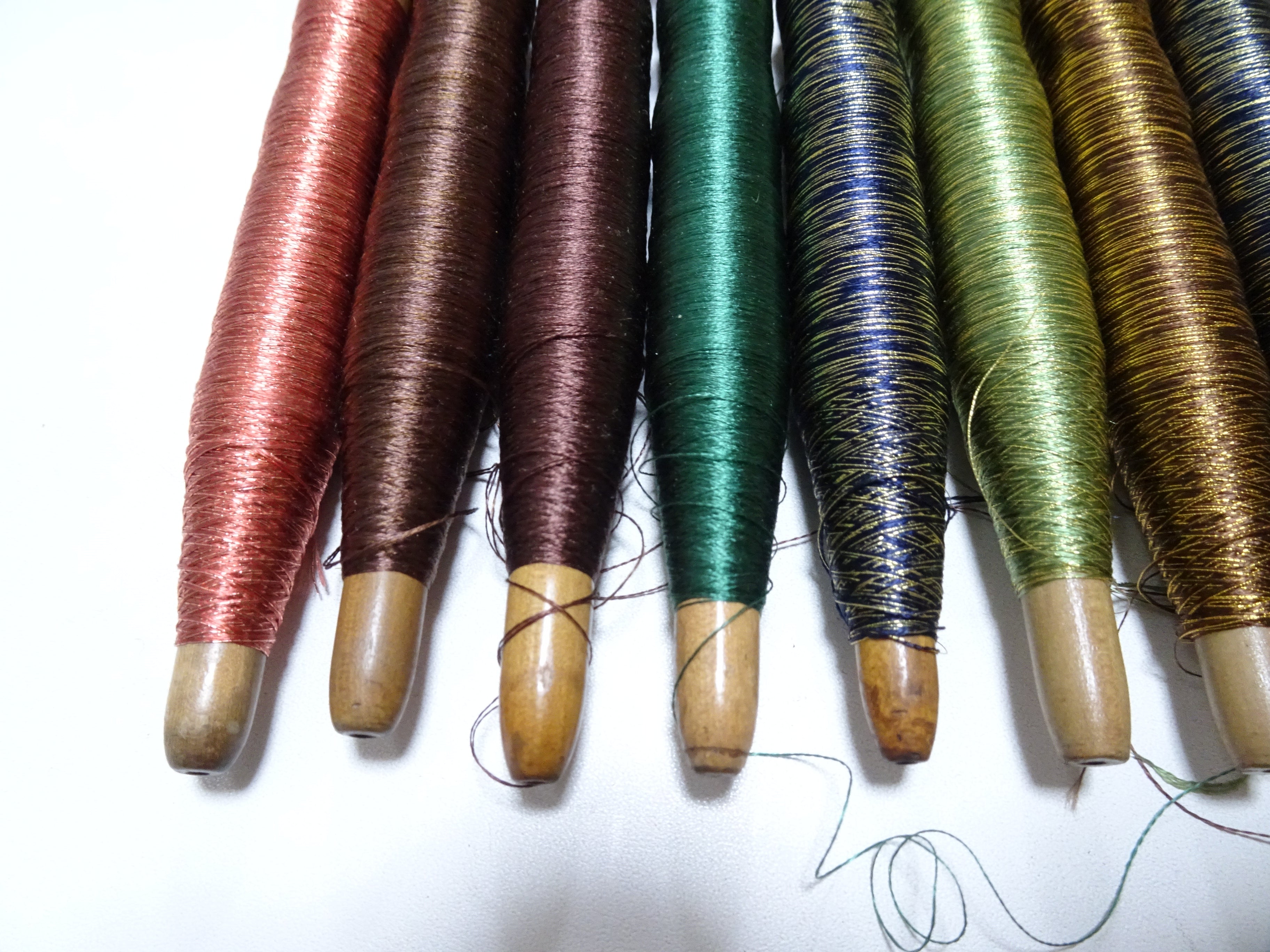 Japanese Vintage Wooden Spool & Silk Thread 8sets Embroidery 18599