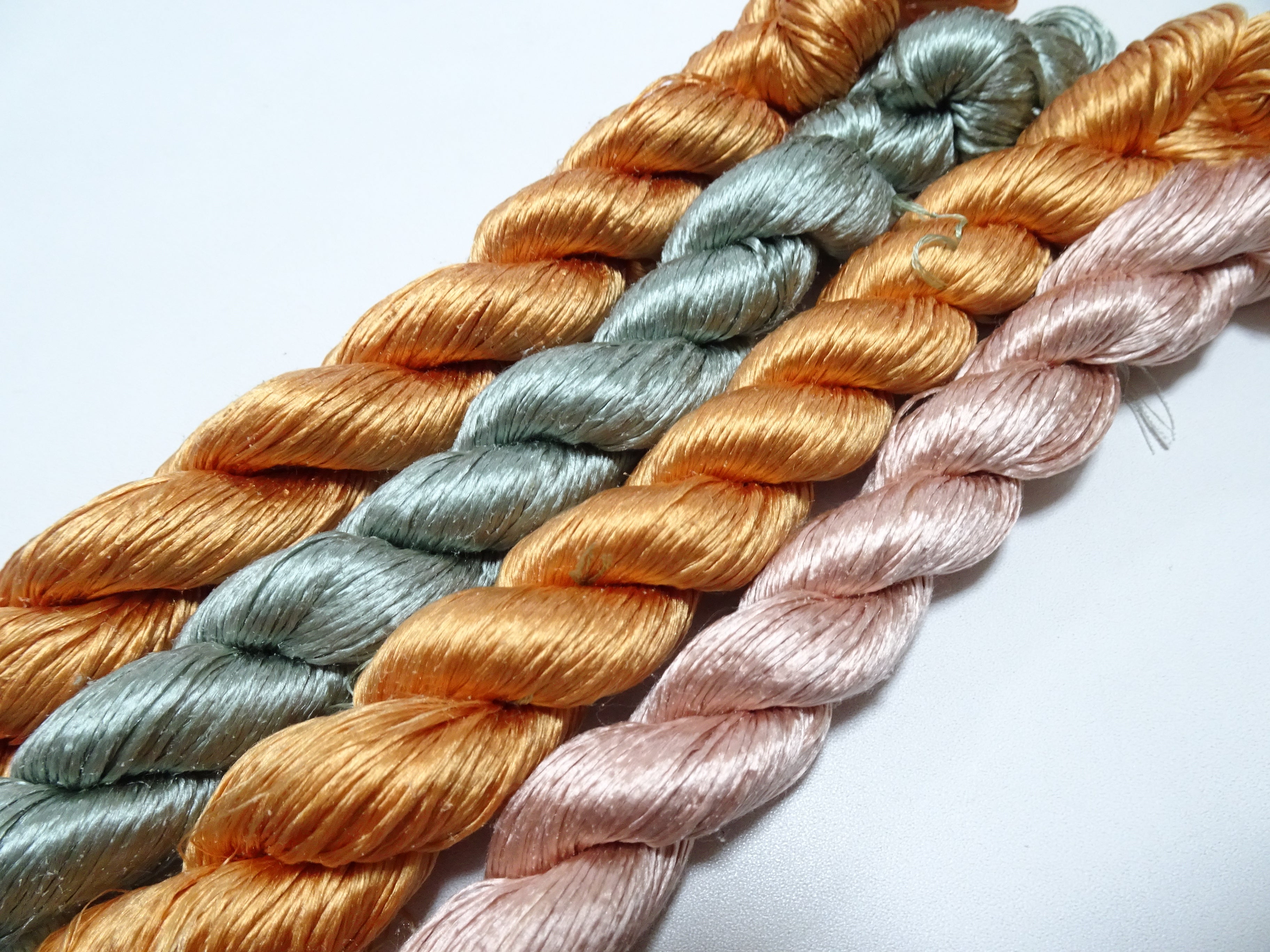 Japanese Vintage Loose Twisted Silk Thread 4sets Embroidery 18286
