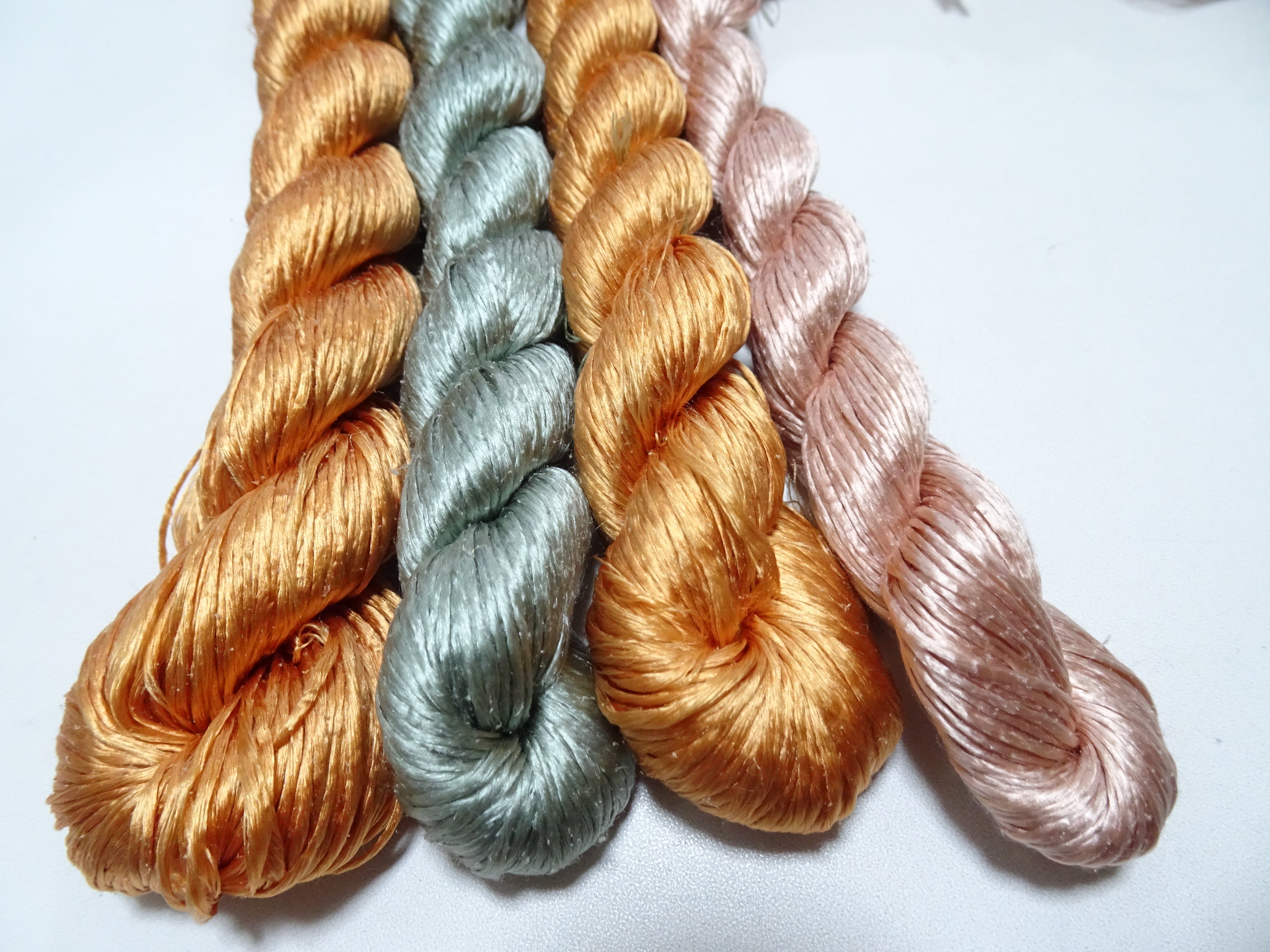 Japanese Vintage Loose Twisted Silk Thread 4sets Embroidery 18286