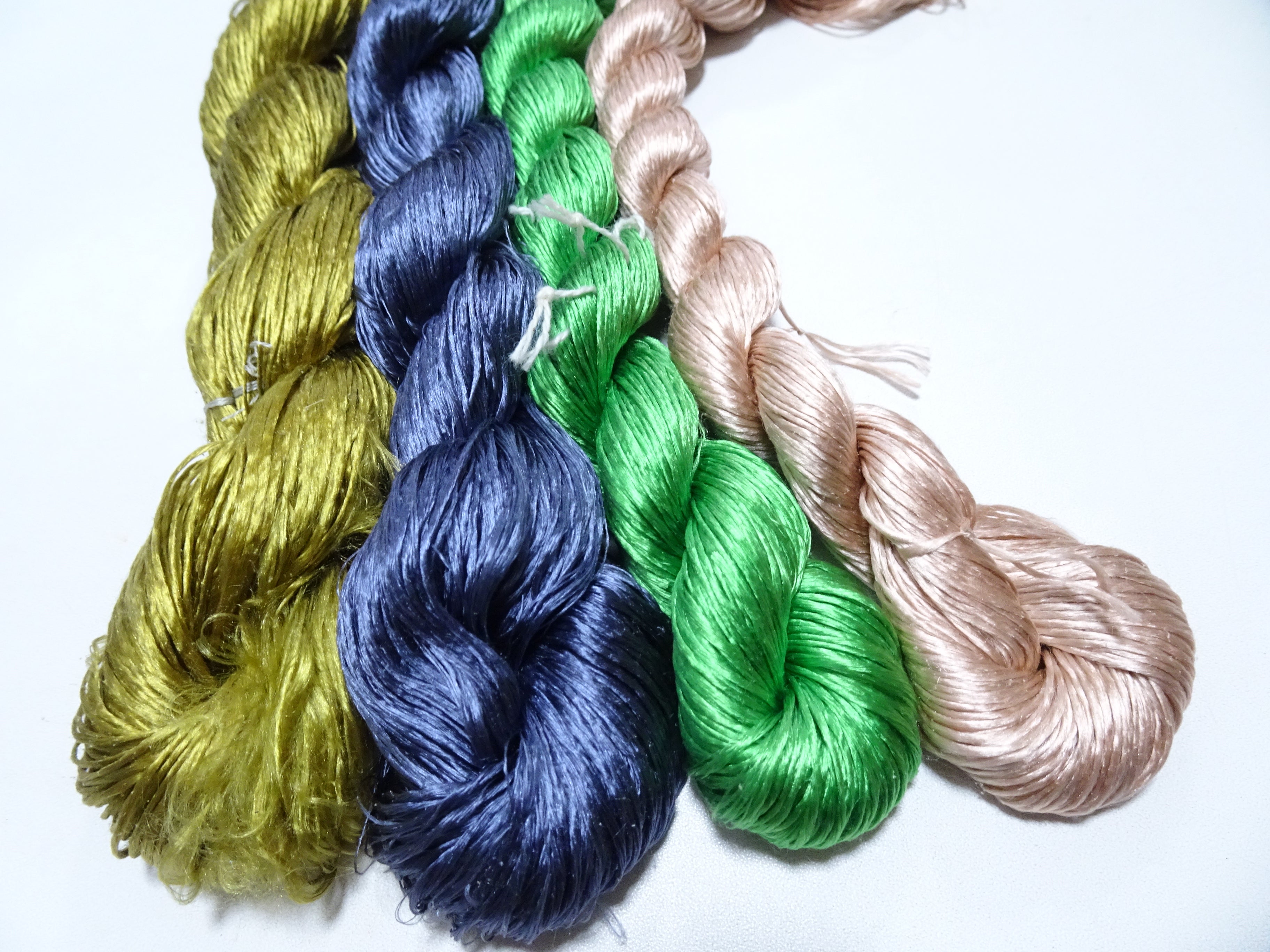 Japanese Vintage Loose Twisted Silk Thread 4sets Embroidery 18287