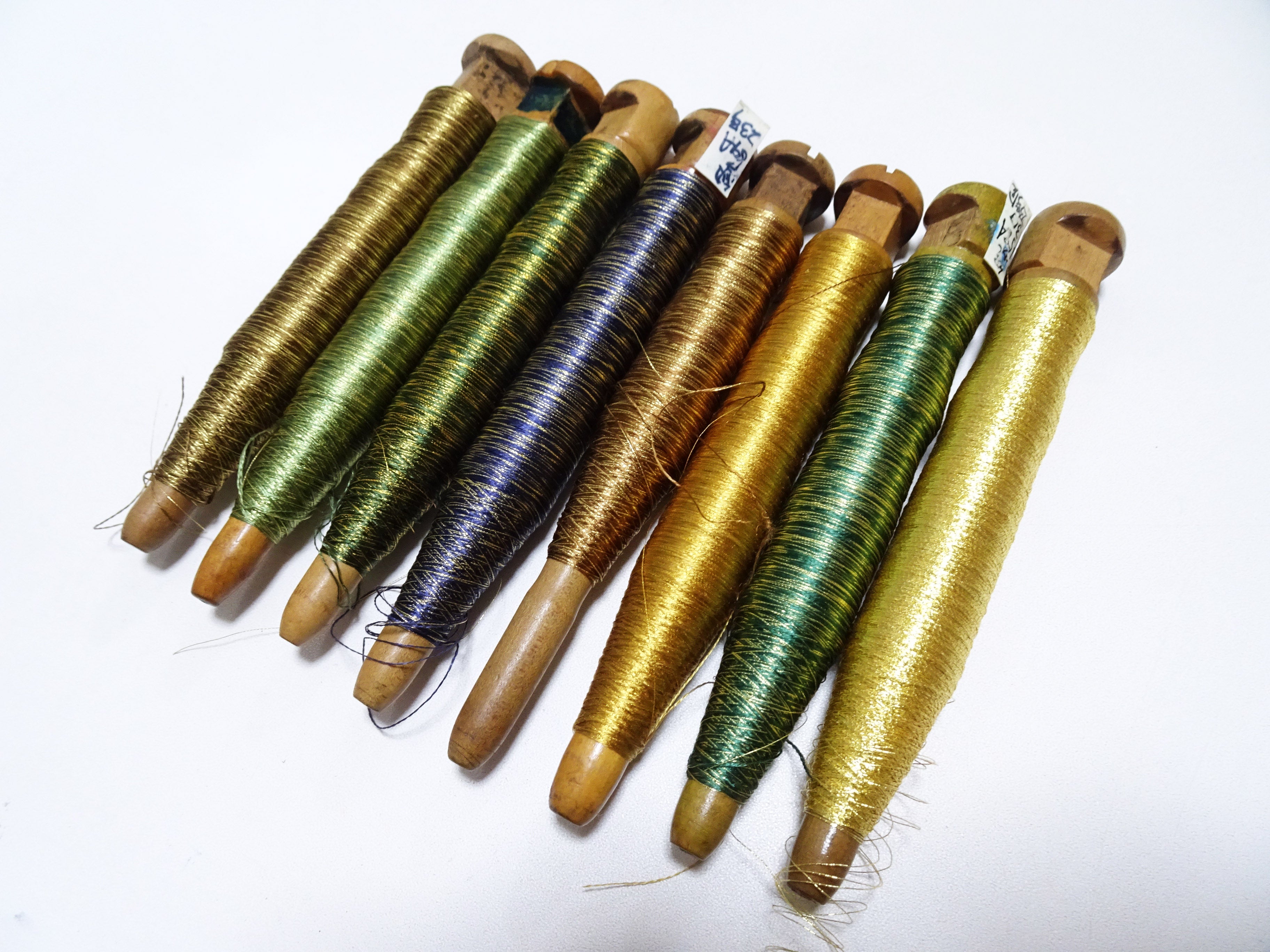 Japanese Vintage Wooden Spool & Silk Thread 8sets Embroidery 18602